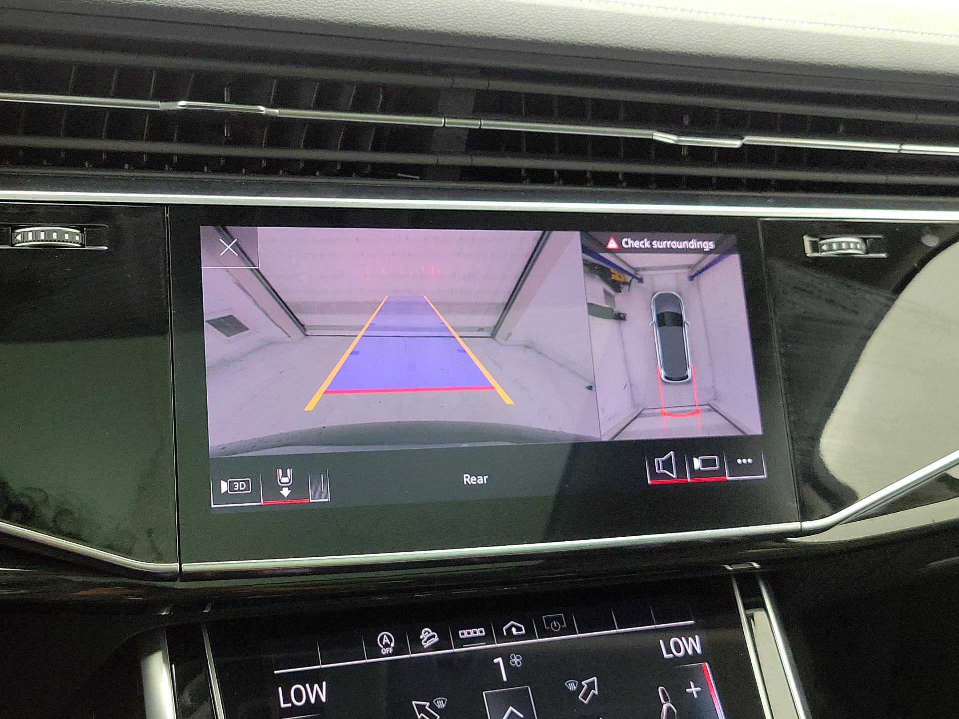 Thumbnail: 2023 Audi Q7 - 15