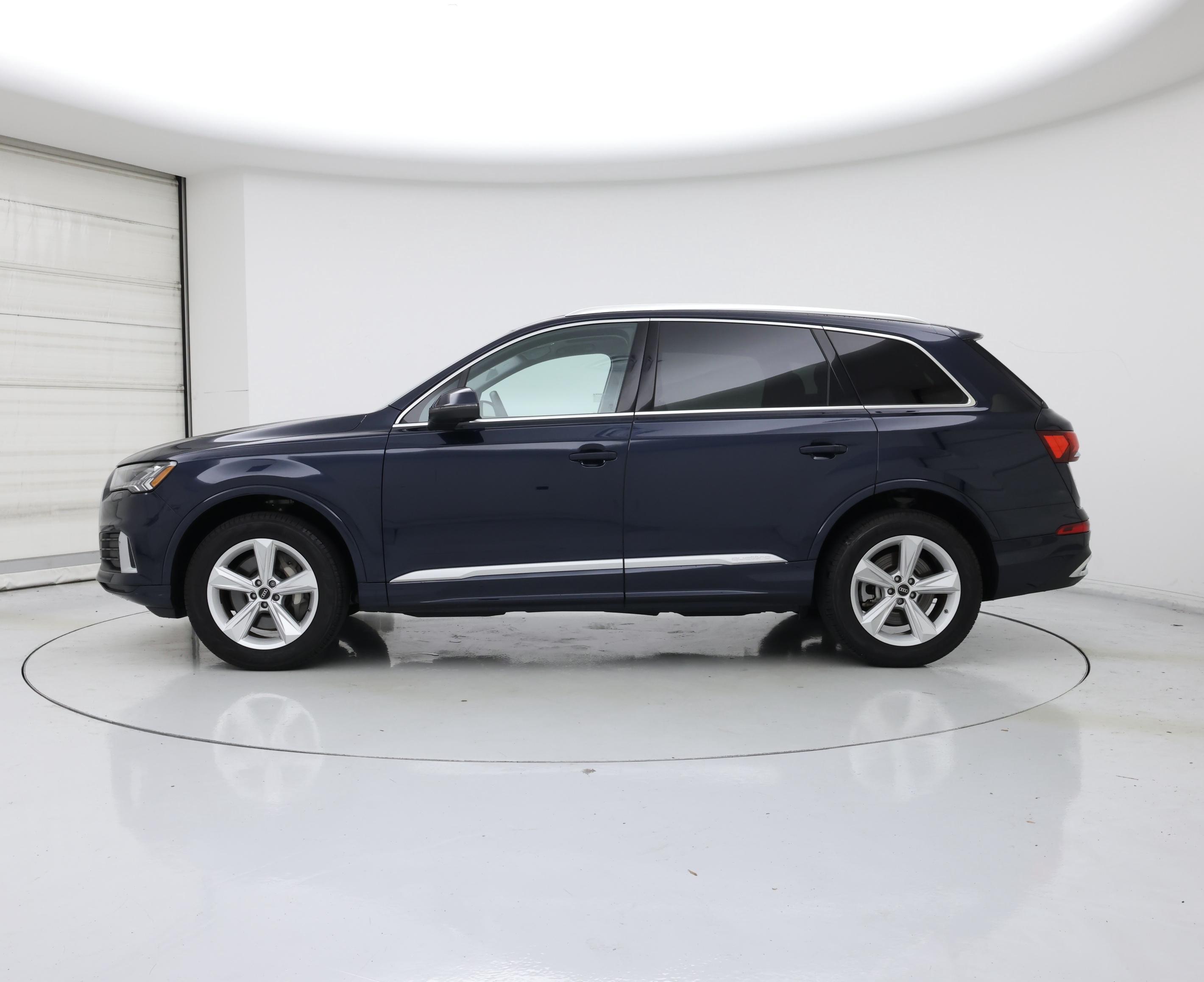 Thumbnail: 2023 Audi Q7 - 3