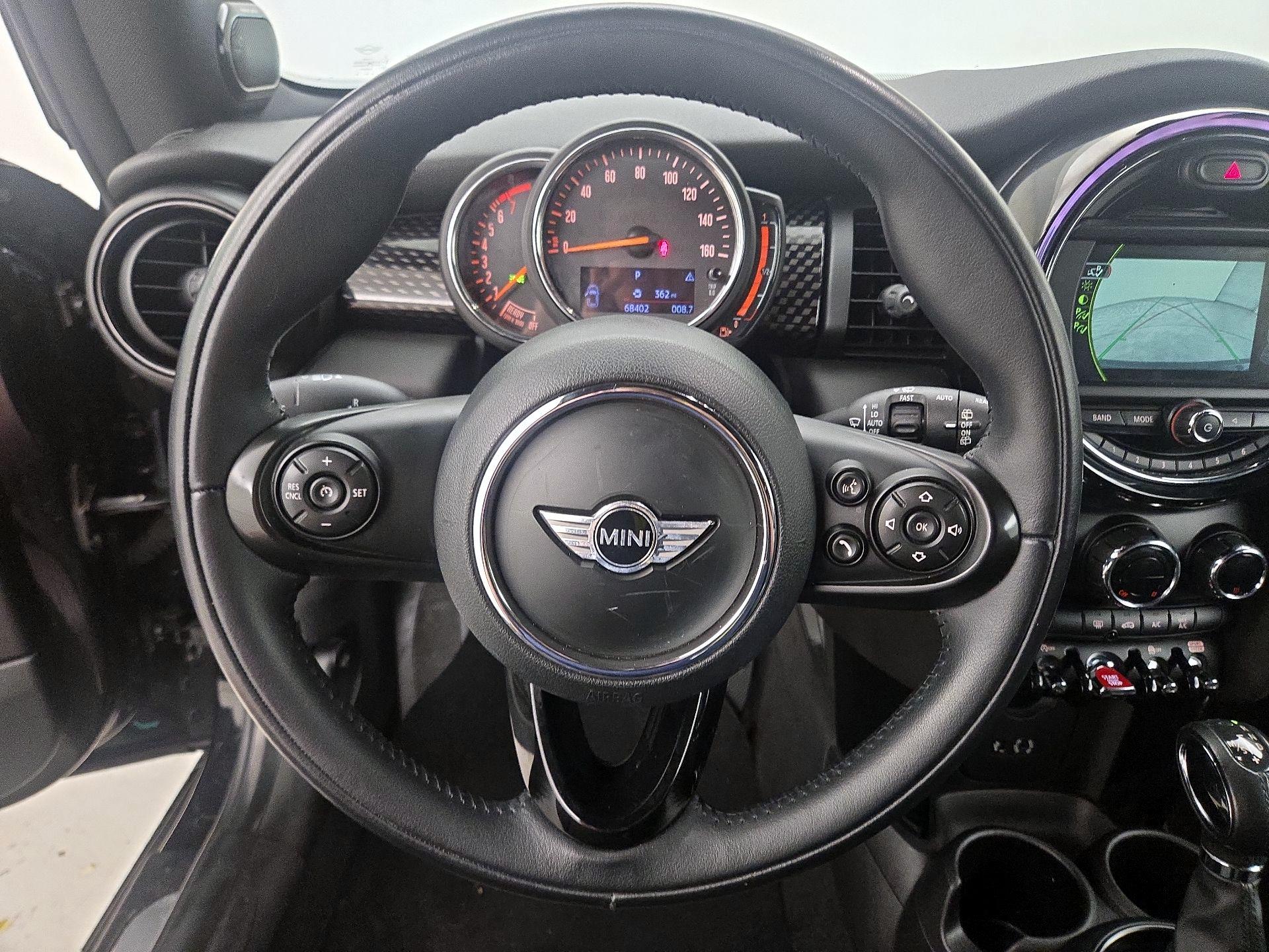 Thumbnail: 2018 MINI Cooper Hardtop - 10