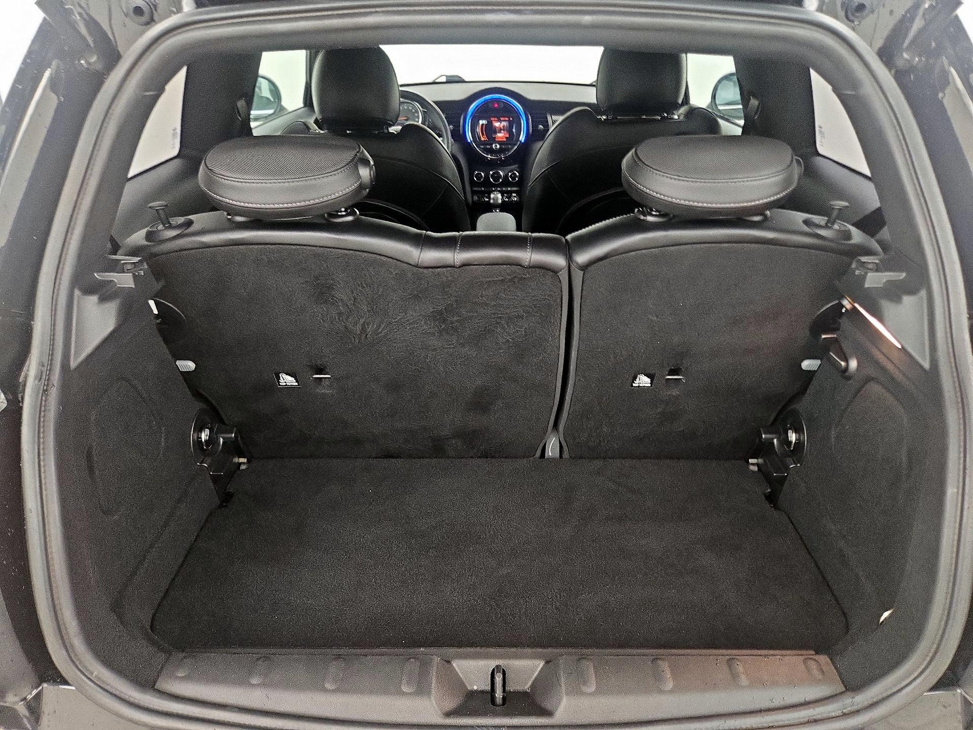Thumbnail: 2018 MINI Cooper Hardtop - 20
