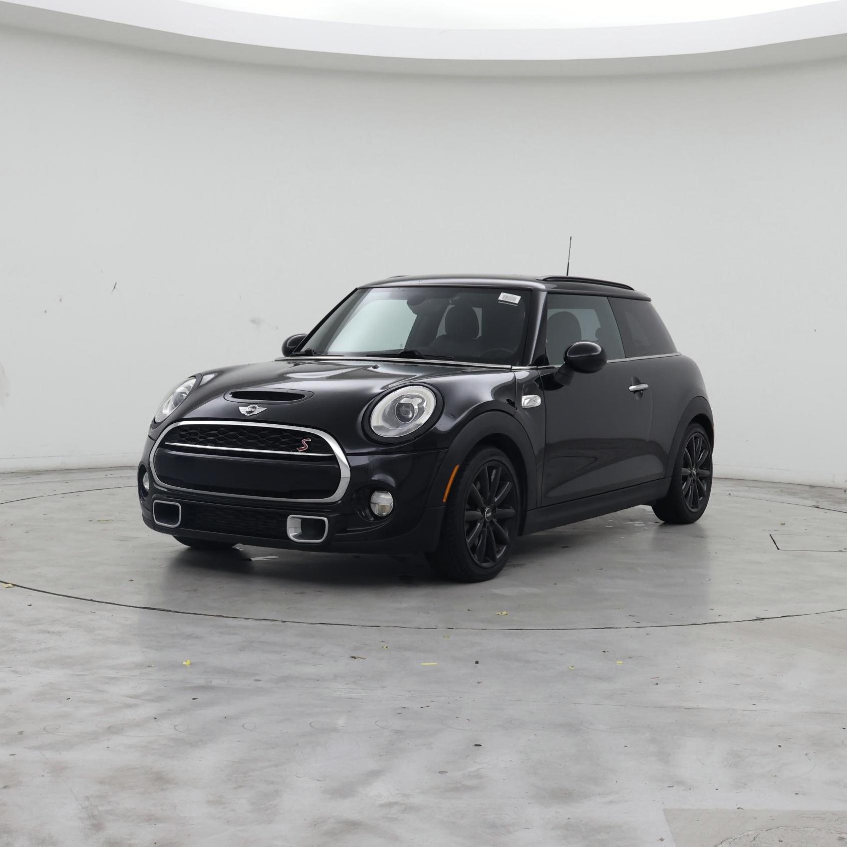 Thumbnail: 2018 MINI Cooper Hardtop - 4
