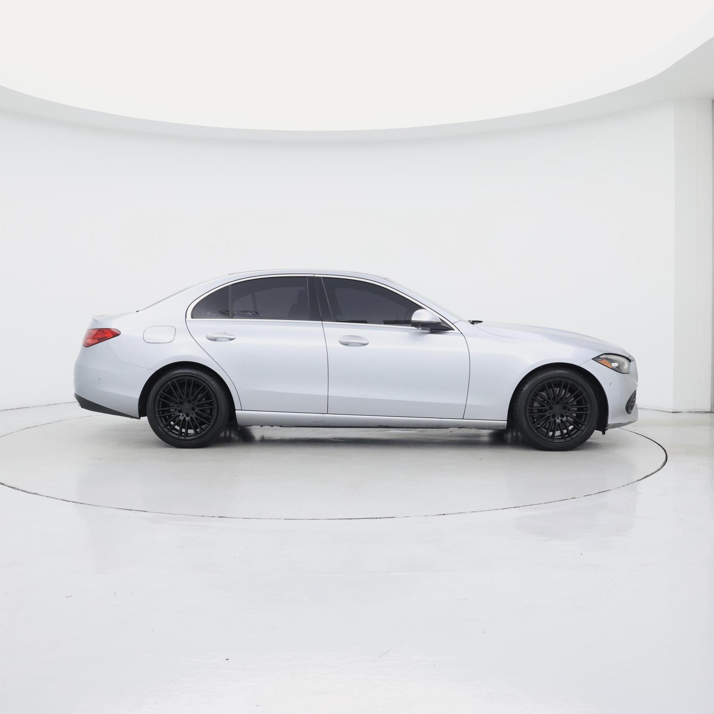 Thumbnail: 2023 Mercedes-Benz C-Class - 7