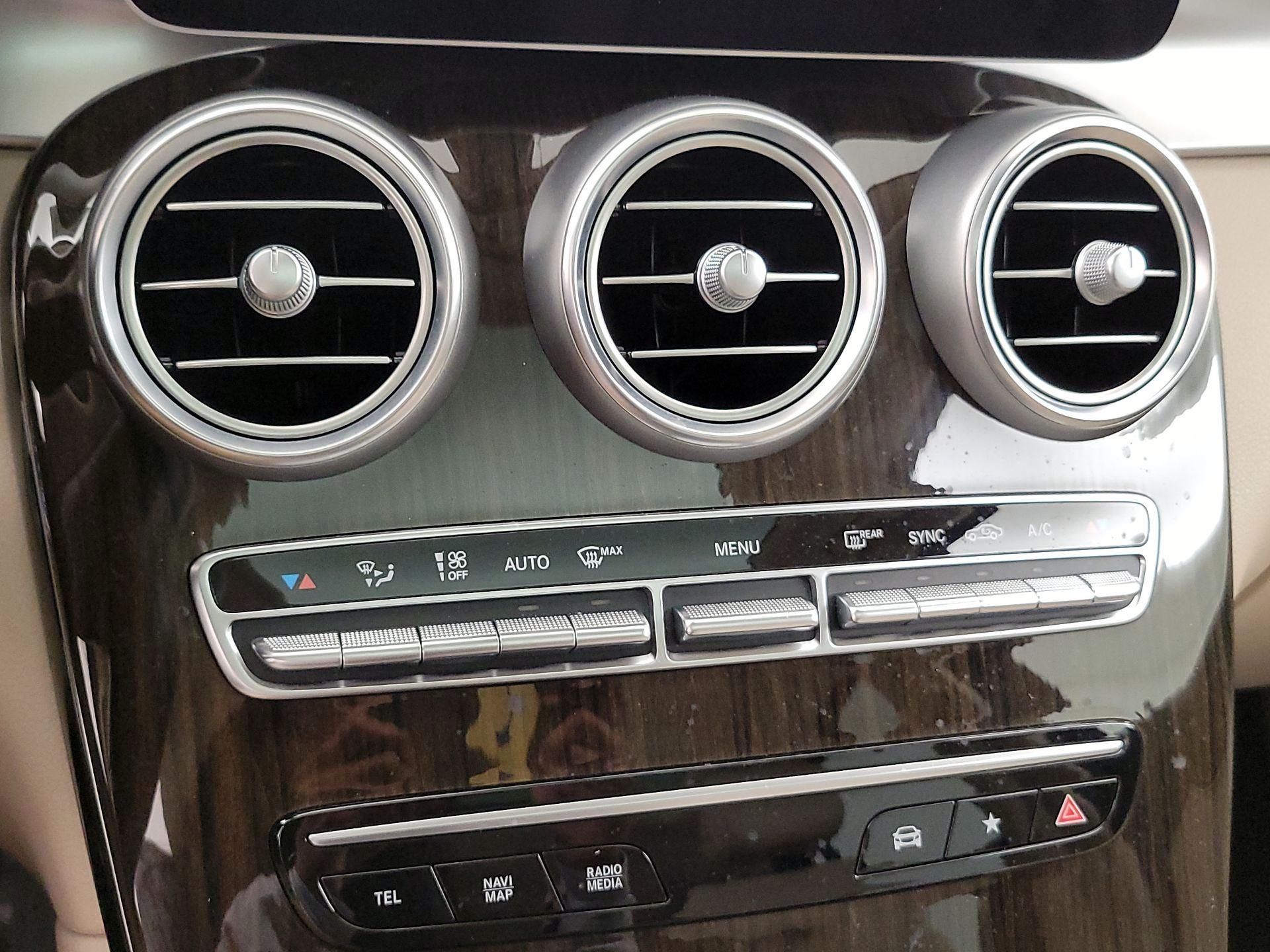 Thumbnail: 2021 Mercedes-Benz GLC - 16
