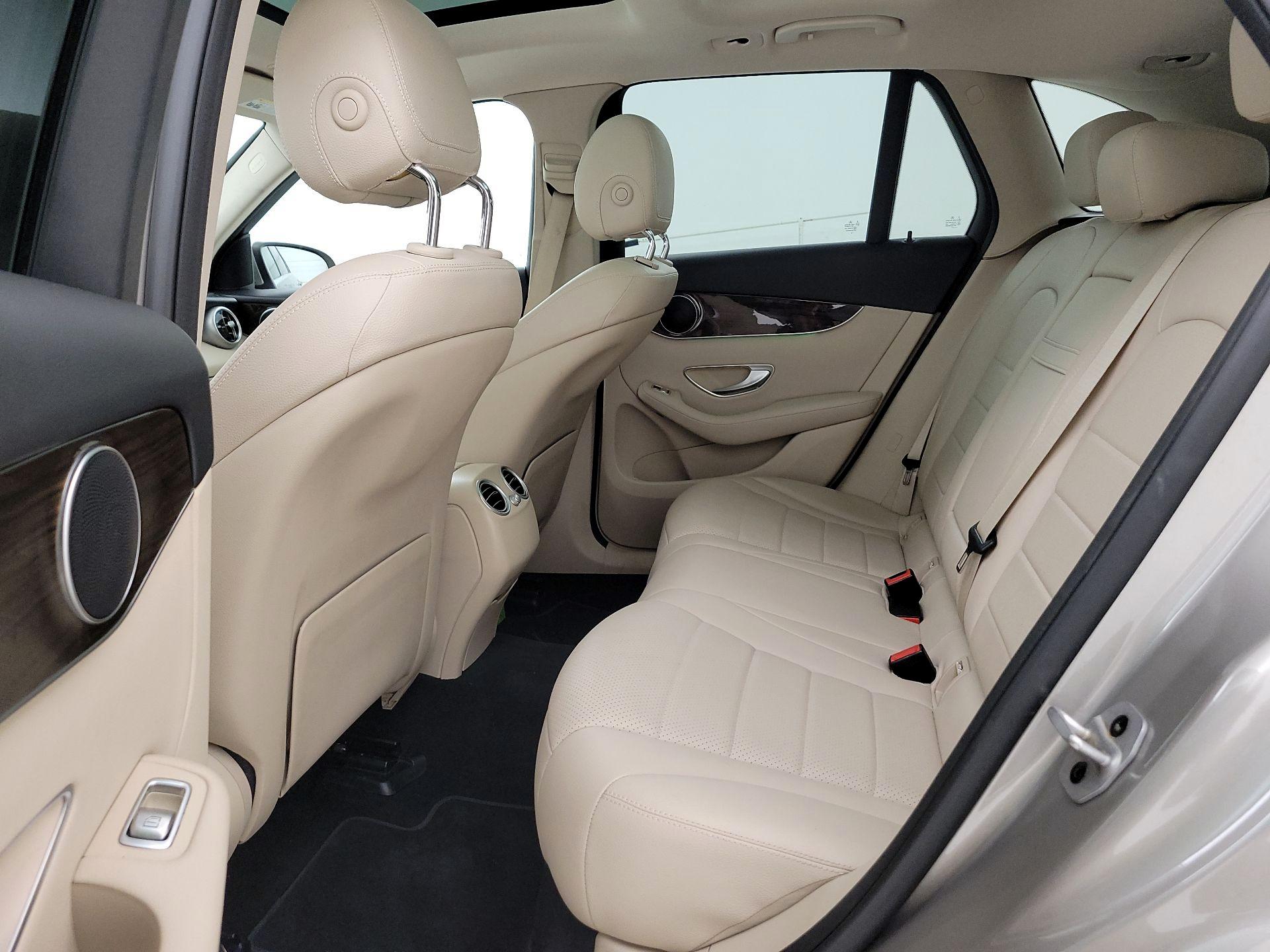 Thumbnail: 2021 Mercedes-Benz GLC - 20