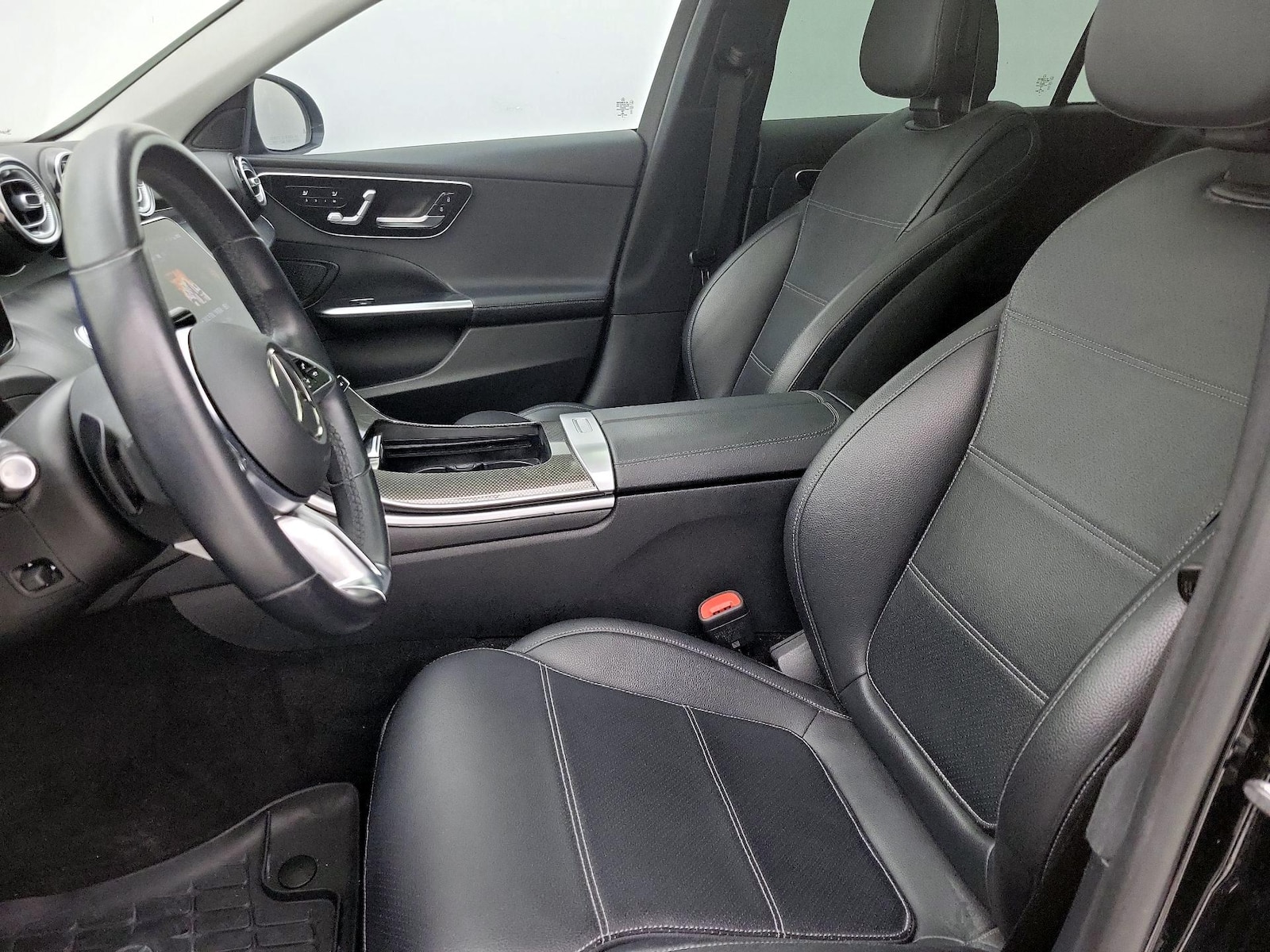 2022 Mercedes-Benz C-Class Sedan C 300 - Photo 12