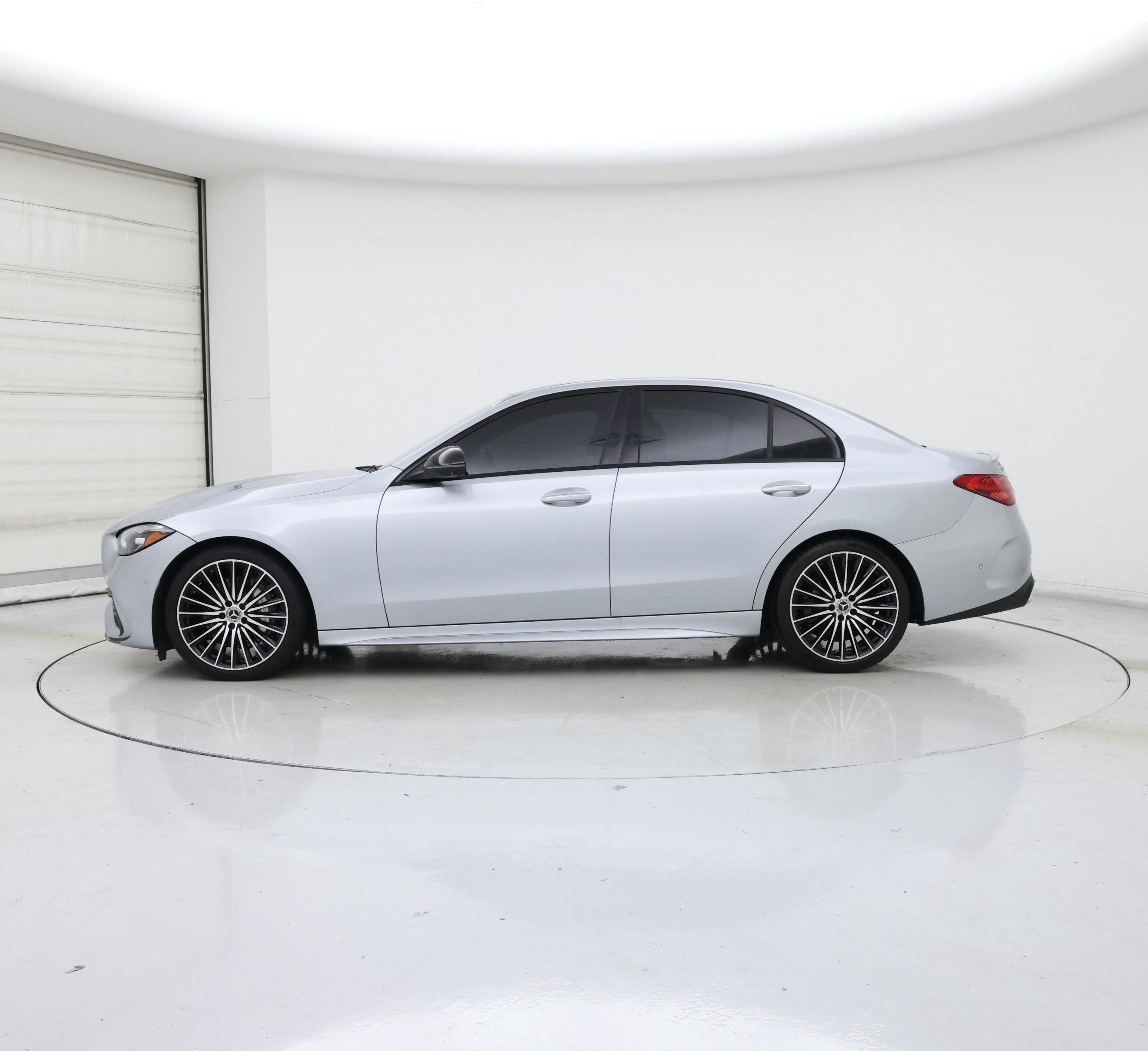 Thumbnail: 2023 Mercedes-Benz C-Class - 3