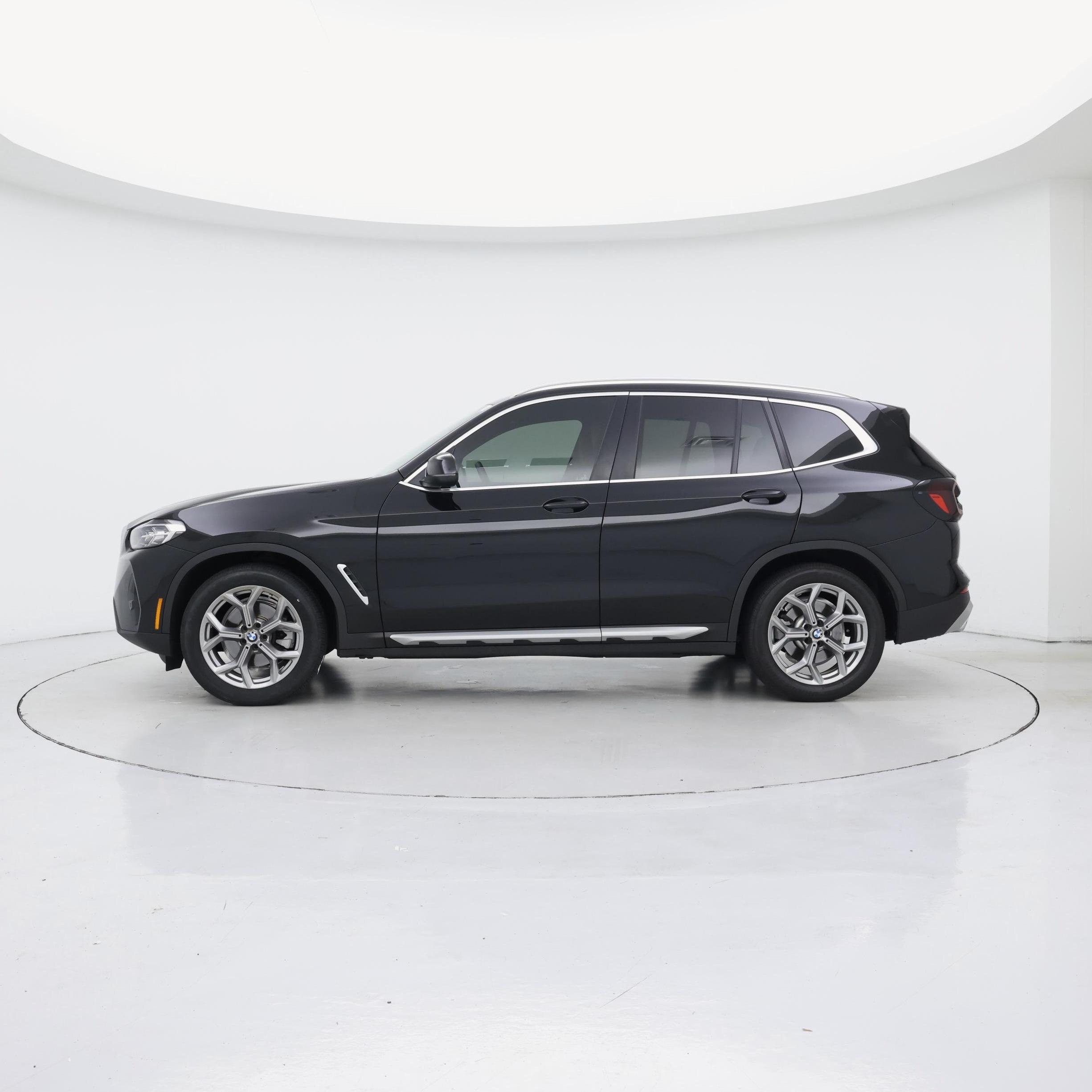 Thumbnail: 2023 BMW X3 - 3