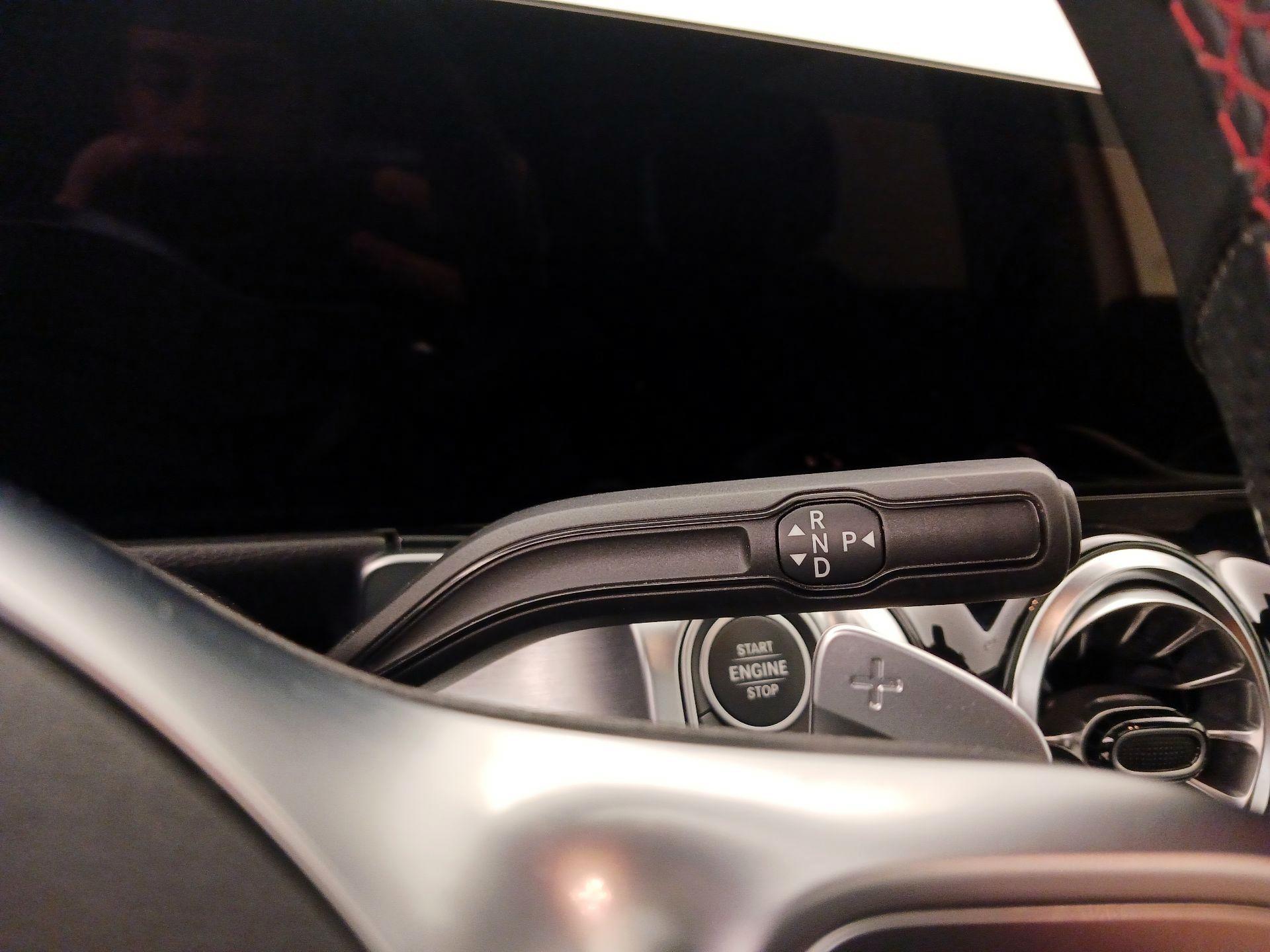 Thumbnail: 2023 Mercedes-Benz GLB - 17