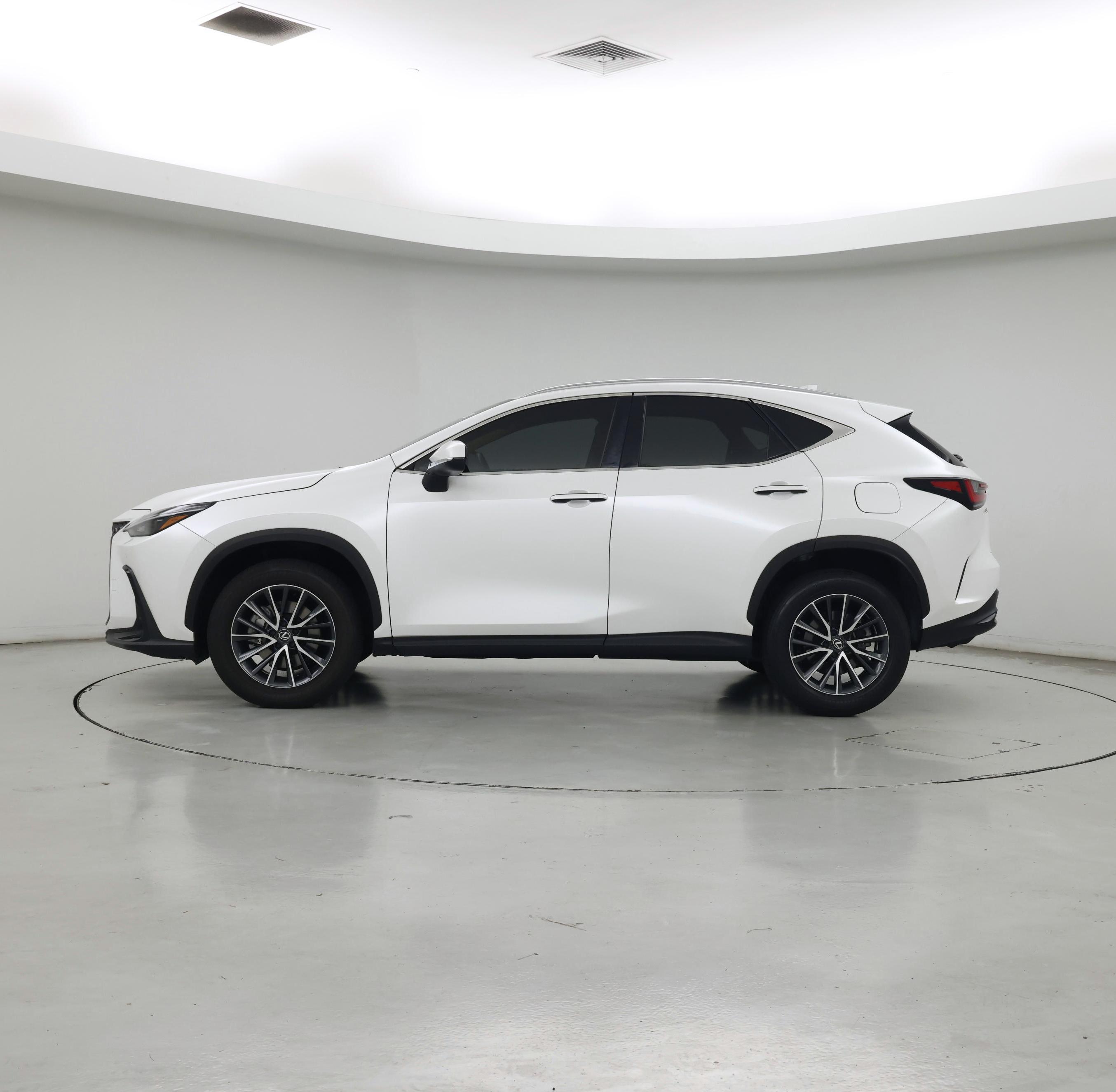 Thumbnail: 2024 Lexus NX - 3