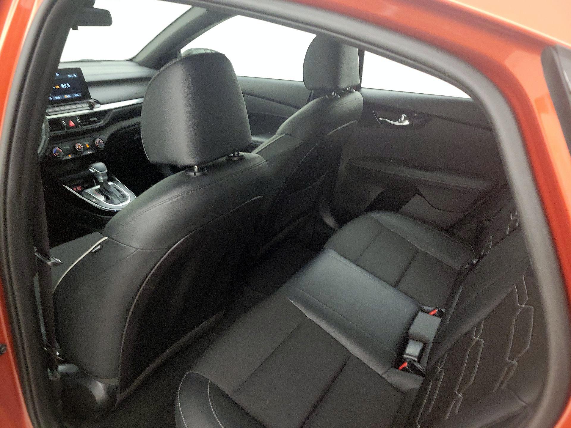 Thumbnail: 2021 Kia Forte - 20