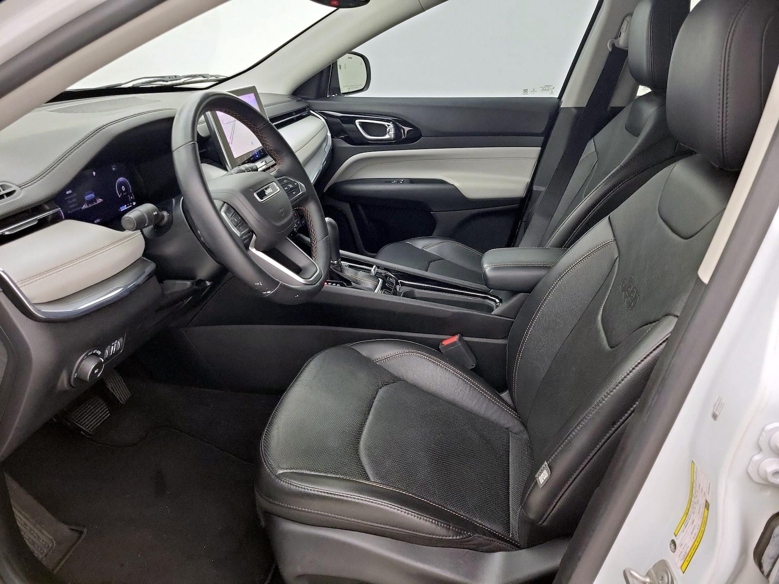 2022 Jeep Compass Limited - Photo 12