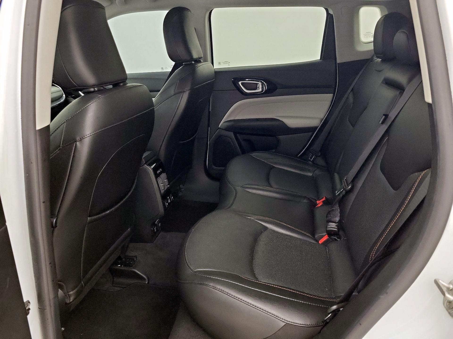 Thumbnail: 2022 Jeep Compass - 20