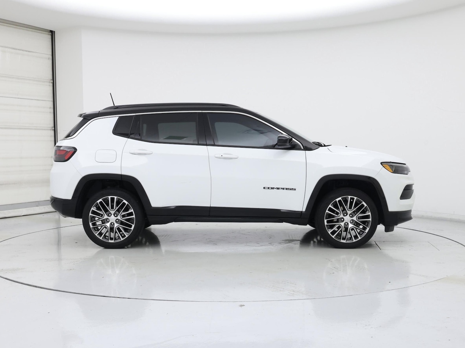 2022 Jeep Compass Limited - Photo 8
