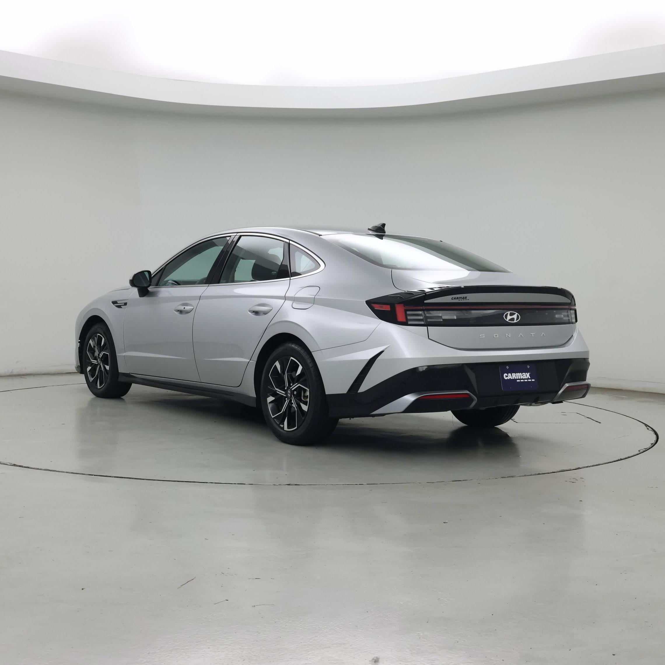 Thumbnail: 2024 Hyundai Sonata - 2
