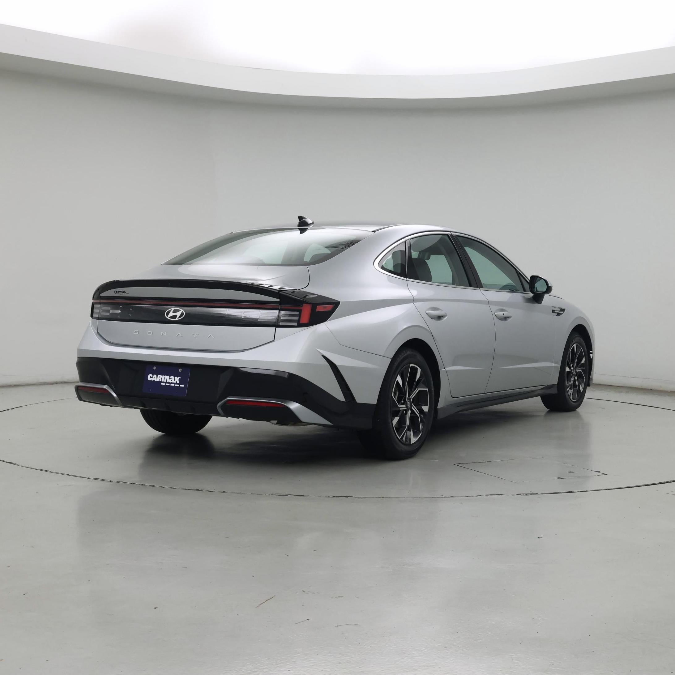 Thumbnail: 2024 Hyundai Sonata - 8