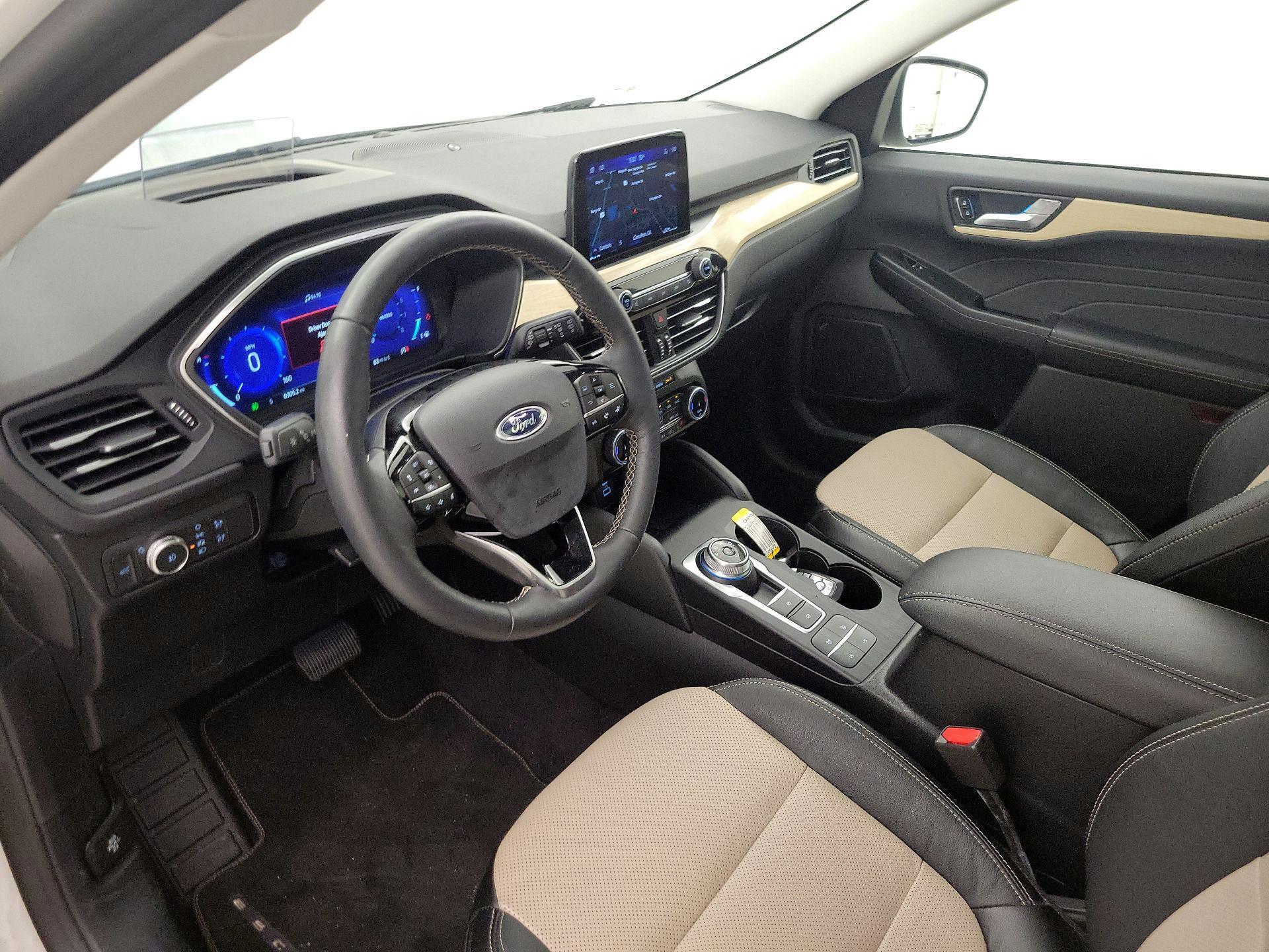 Thumbnail: 2022 Ford Escape - 11