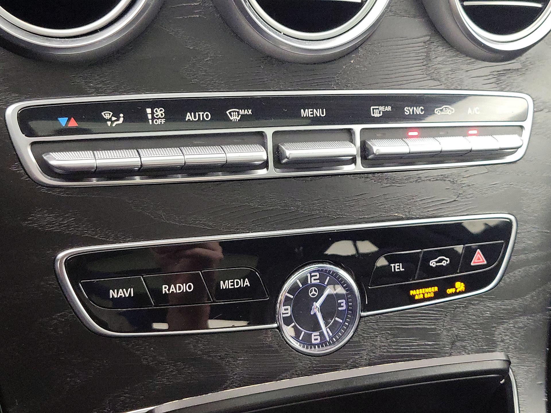 Thumbnail: 2020 Mercedes-Benz C-Class - 16