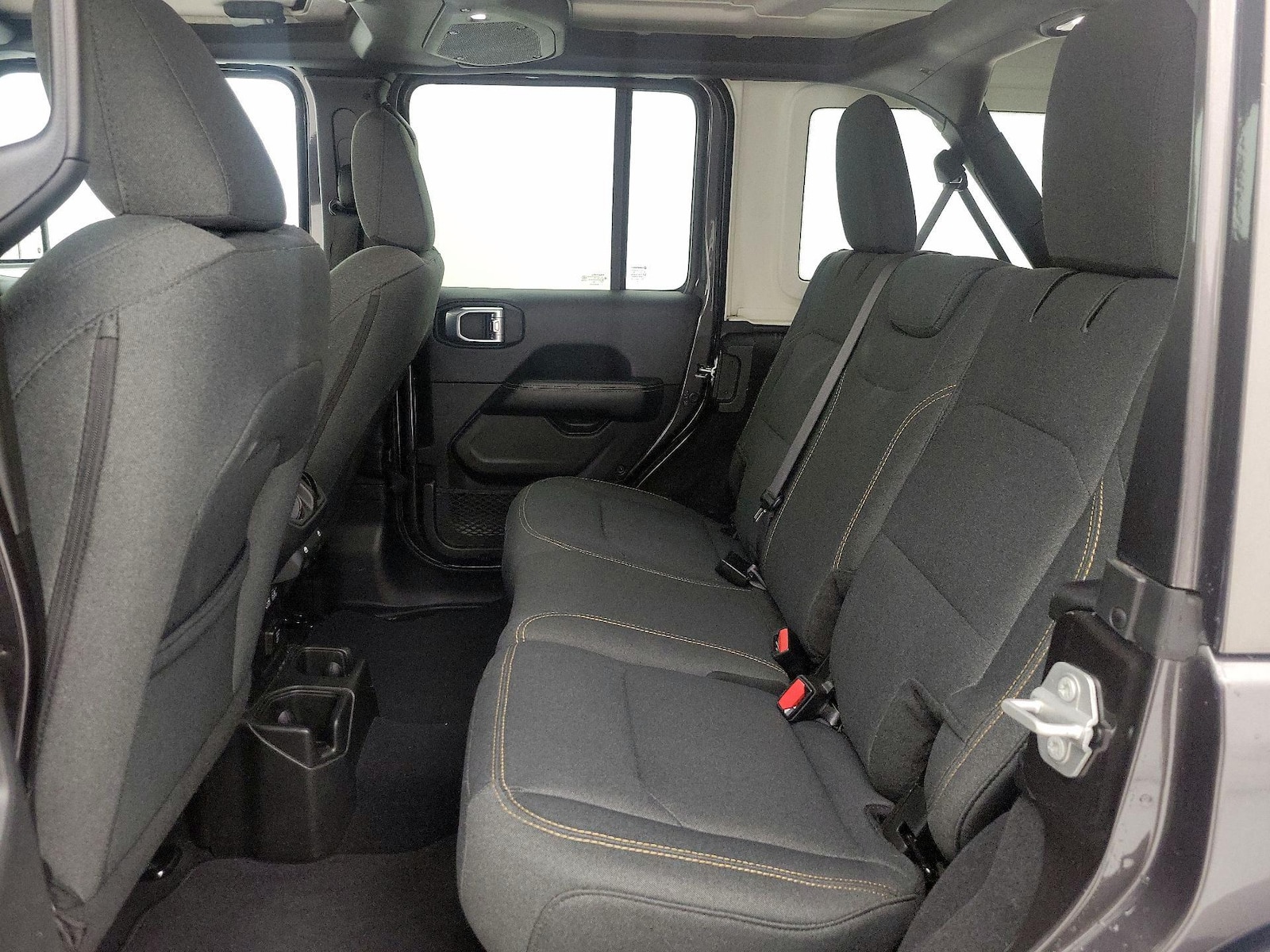 2025 Jeep Wrangler 4-Door Sahara - Photo 20