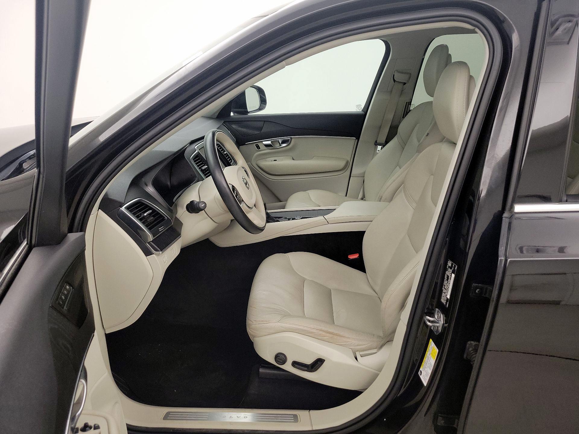 Thumbnail: 2020 Volvo XC90 - 11