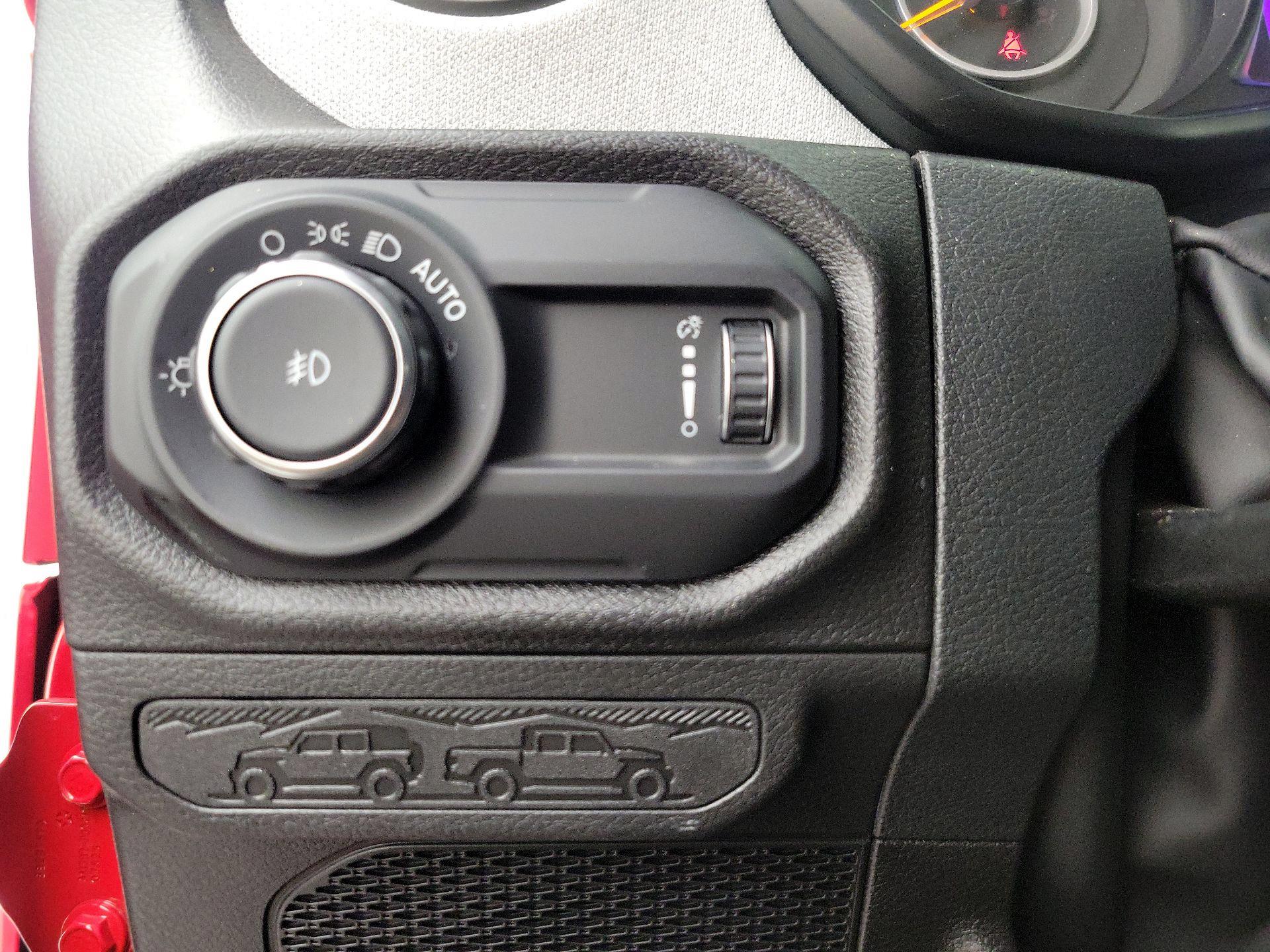Thumbnail: 2025 Jeep Wrangler - 13