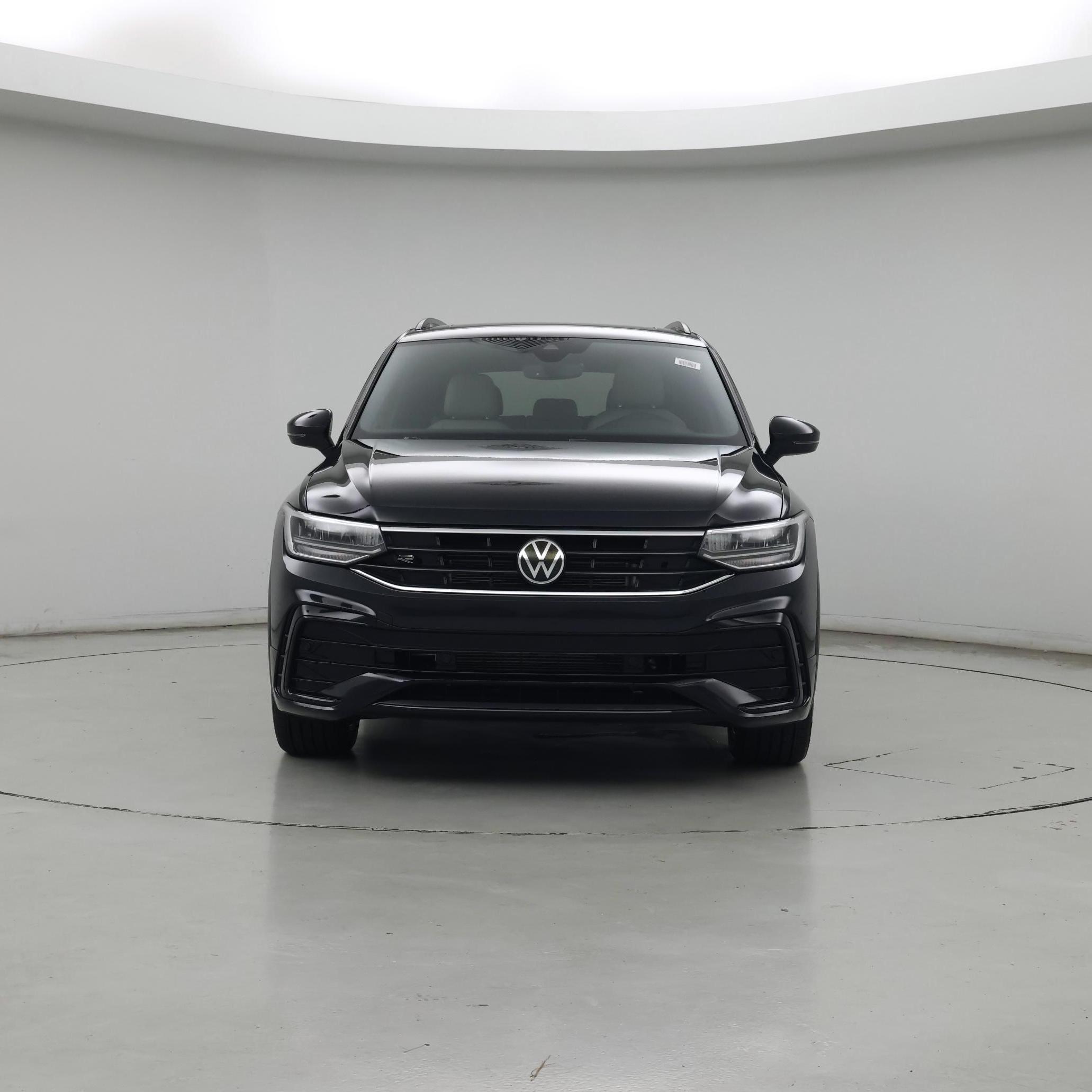 Thumbnail: 2023 Volkswagen Tiguan - 5