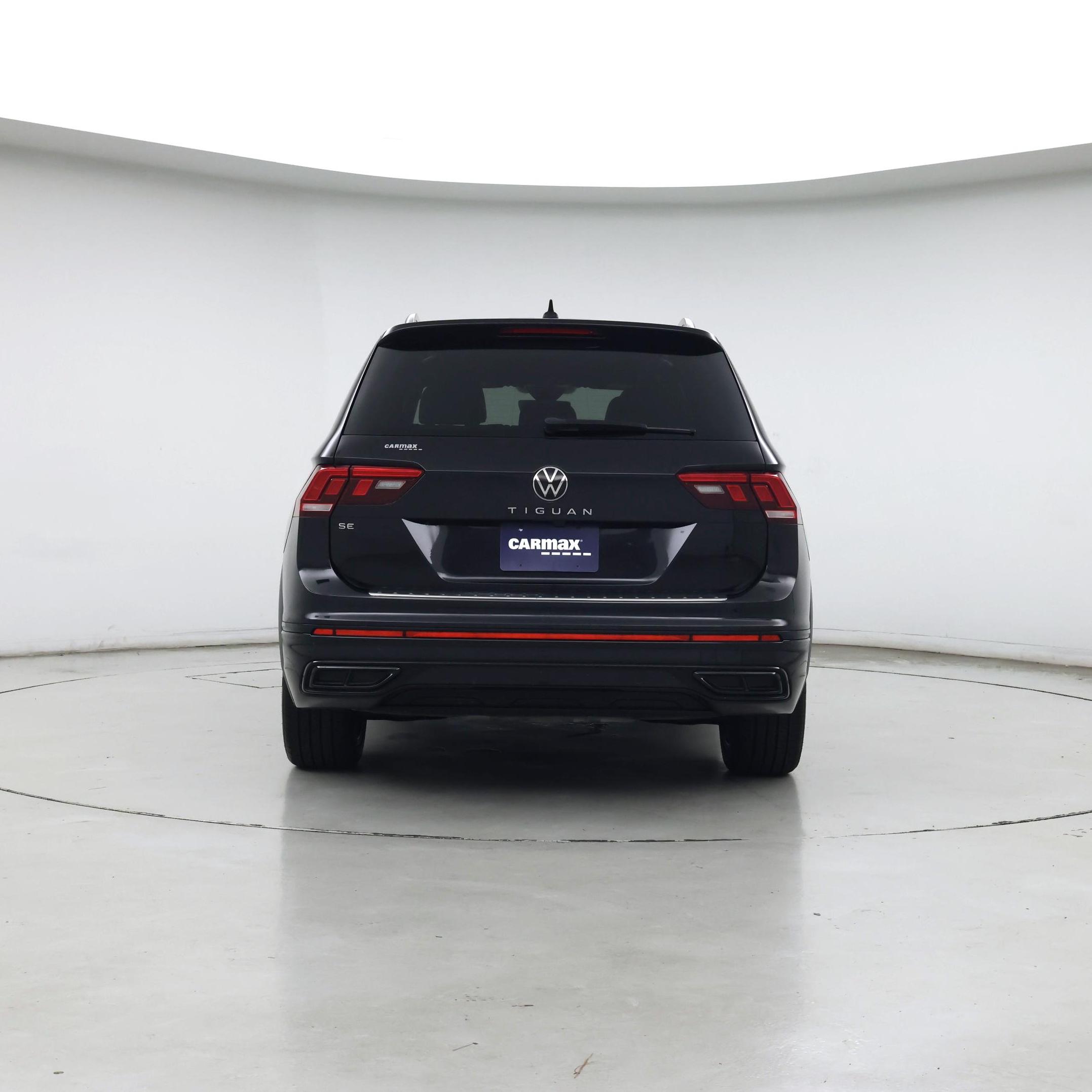 Thumbnail: 2023 Volkswagen Tiguan - 6