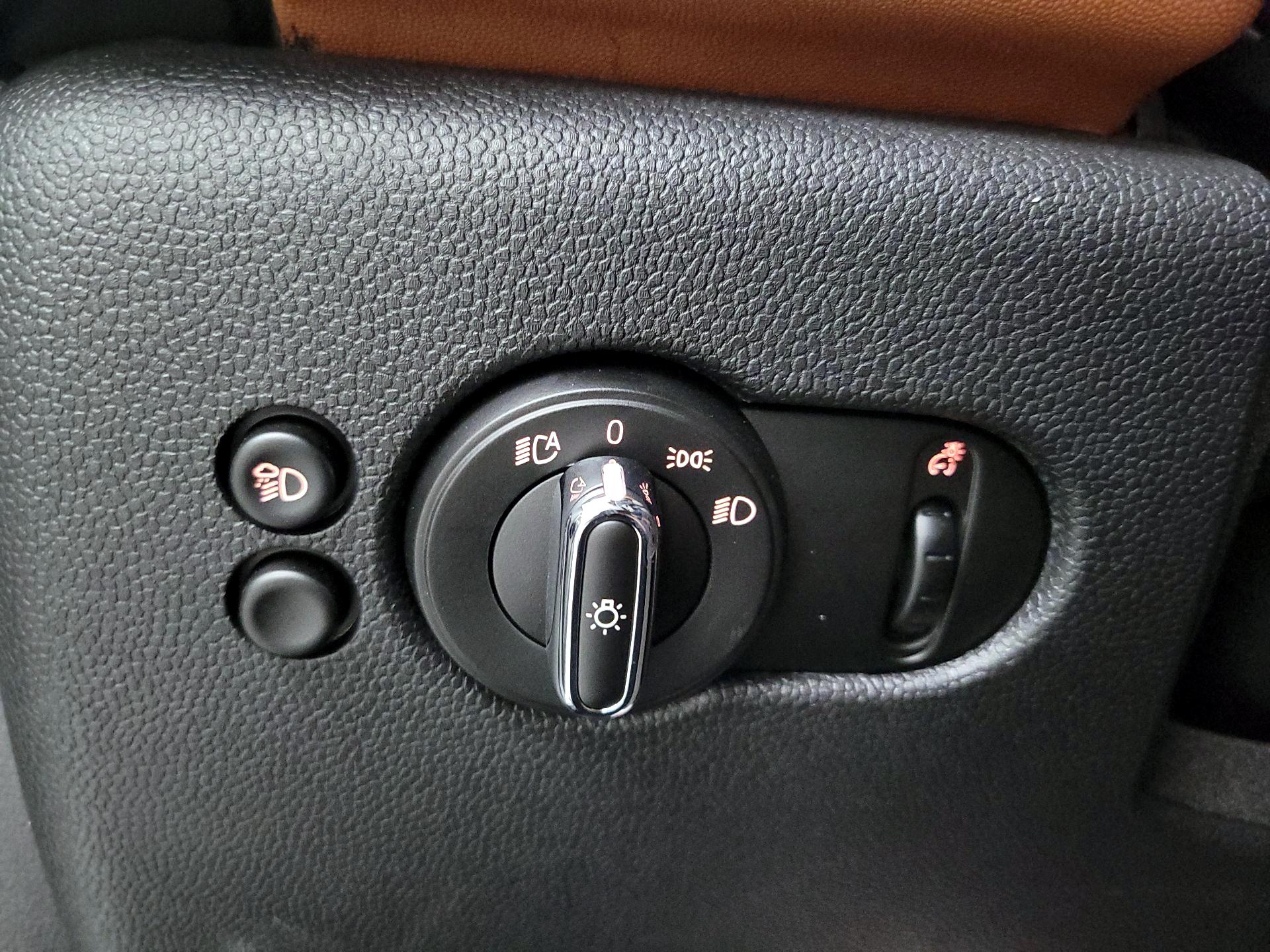 Thumbnail: 2024 MINI Cooper Hardtop - 13