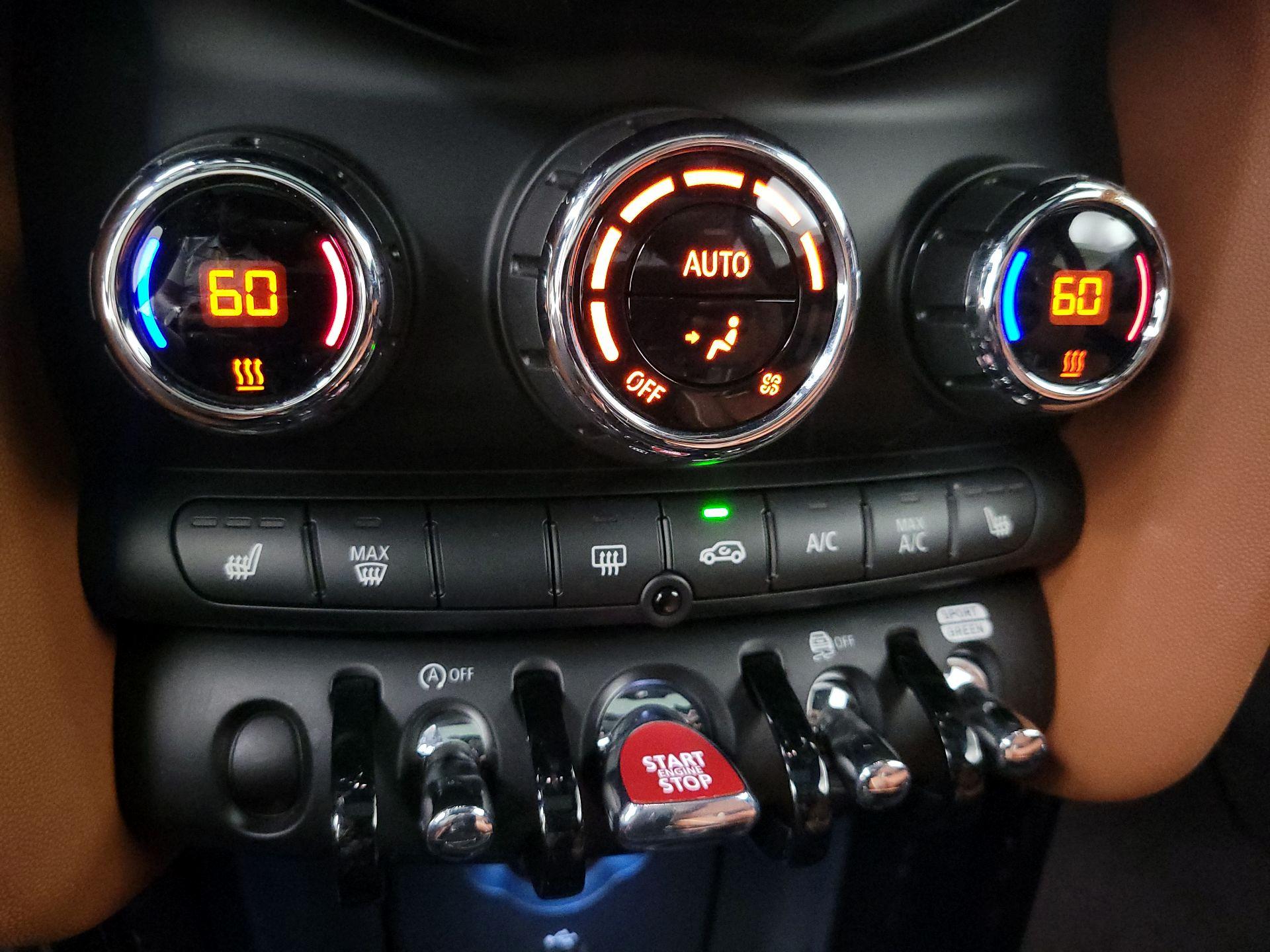 Thumbnail: 2024 MINI Cooper Hardtop - 17