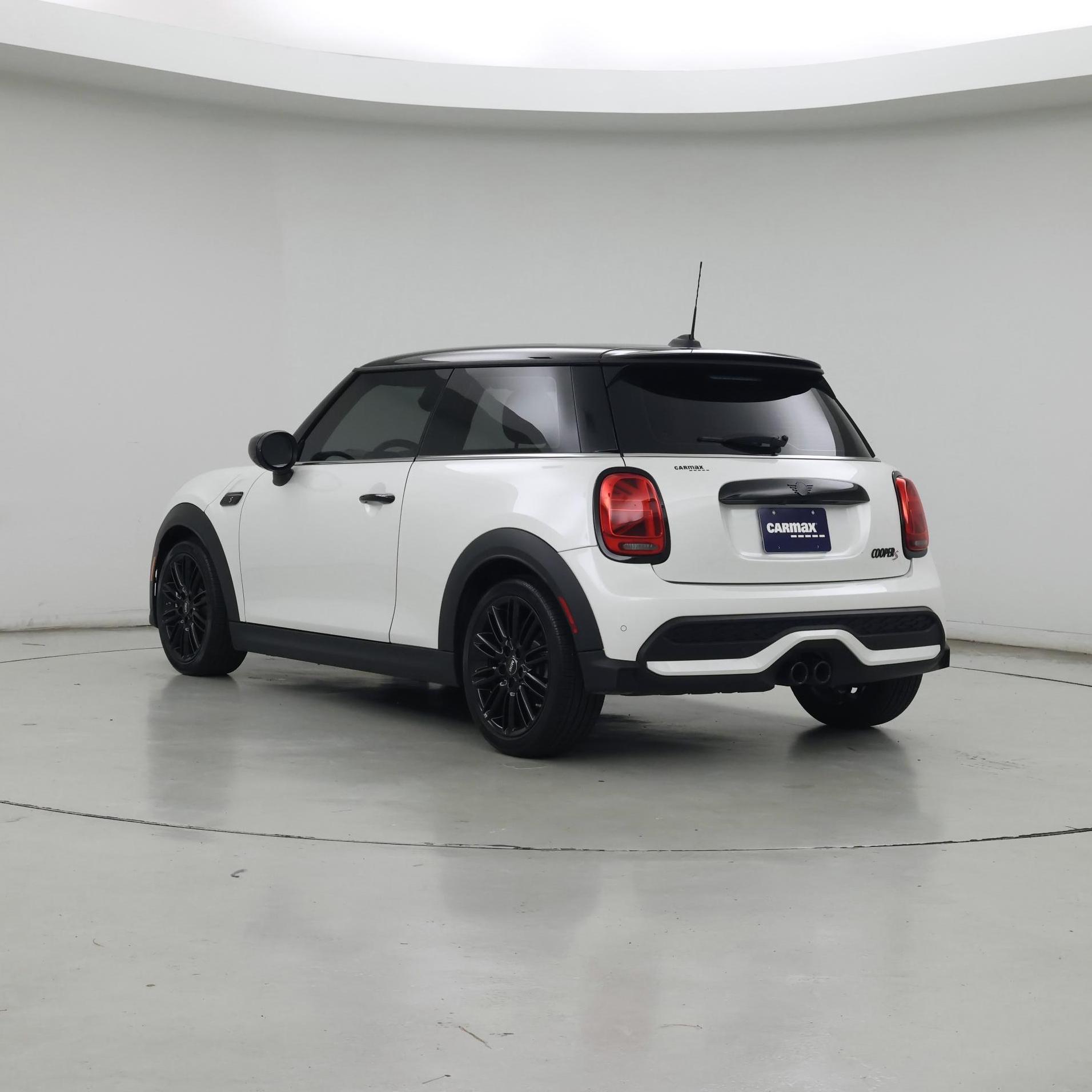 Thumbnail: 2024 MINI Cooper Hardtop - 2