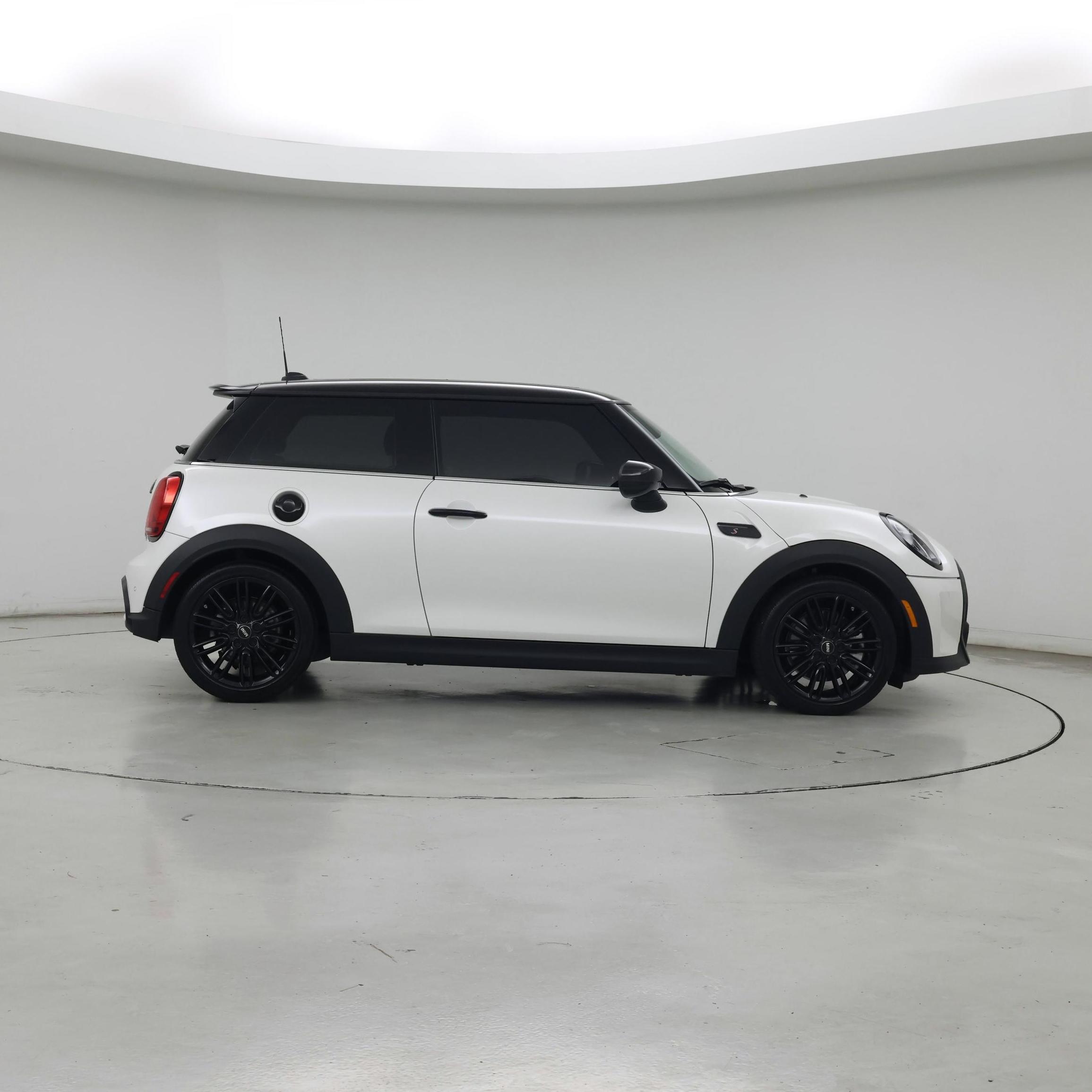 Thumbnail: 2024 MINI Cooper Hardtop - 7