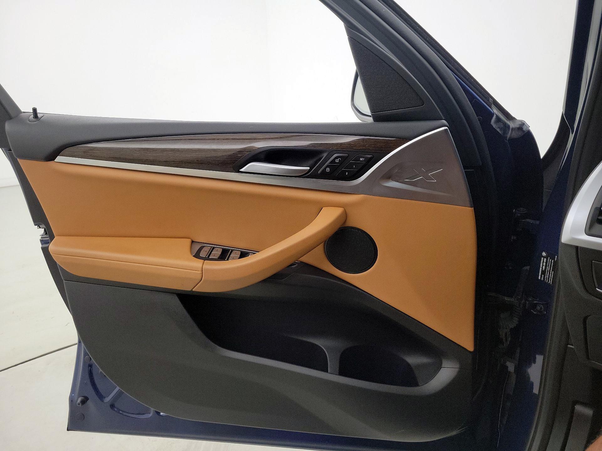 Thumbnail: 2022 BMW X3 - 12