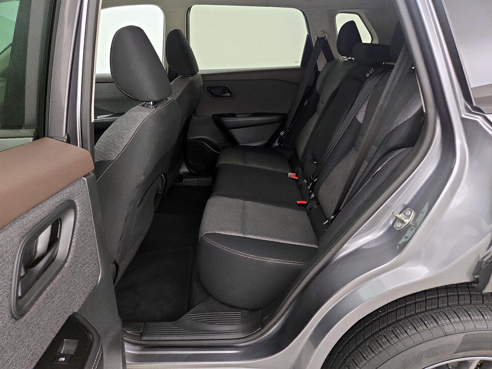 Thumbnail: 2021 Nissan Rogue - 19
