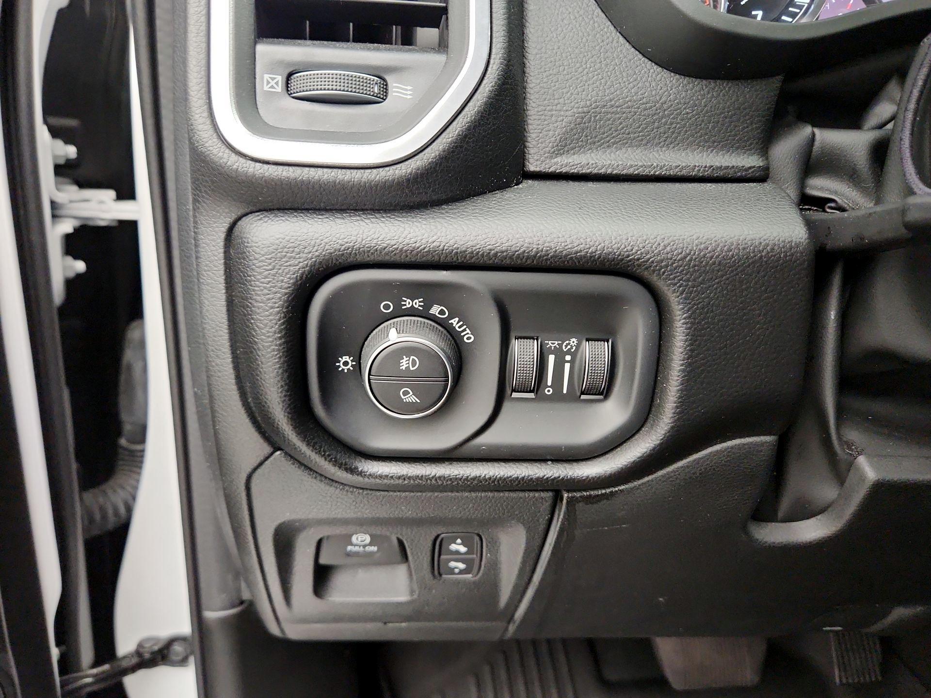 Thumbnail: 2022 RAM 1500 - 13