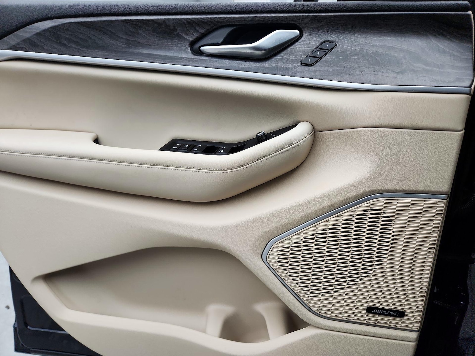 2023 Jeep Grand Cherokee L Limited - Photo 13
