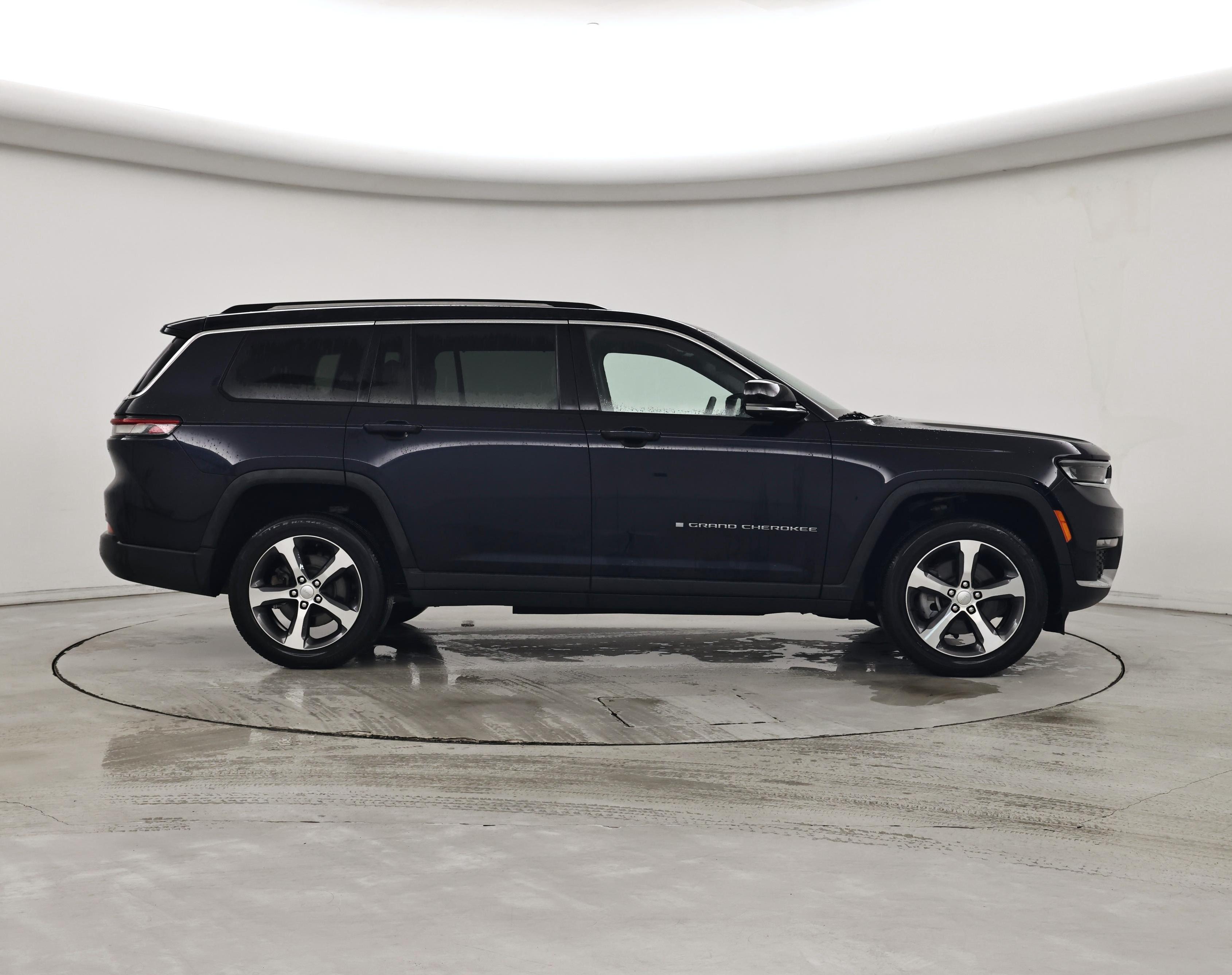 Thumbnail: 2023 Jeep Grand Cherokee L - 7