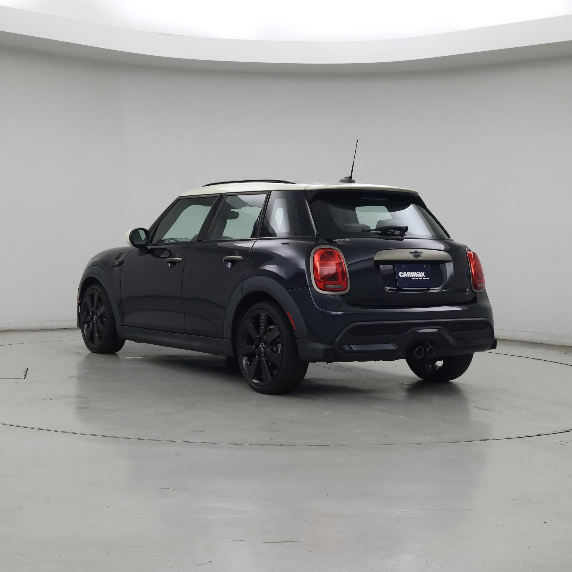 Thumbnail: 2023 MINI Cooper Hardtop - 2