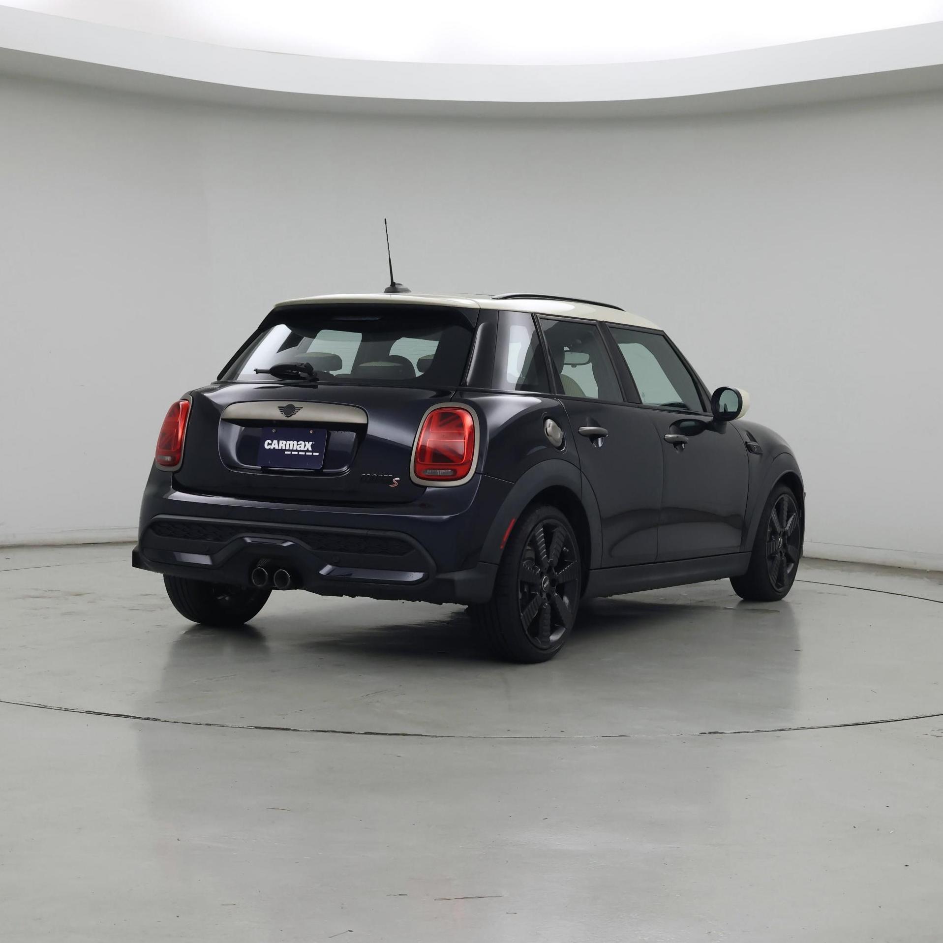 Thumbnail: 2023 MINI Cooper Hardtop - 8
