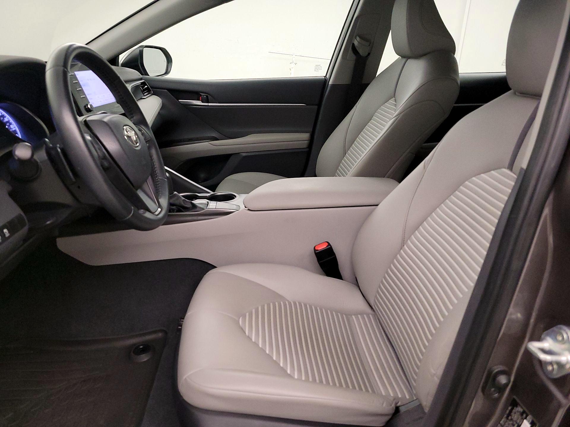 Thumbnail: 2023 Toyota Camry - 11