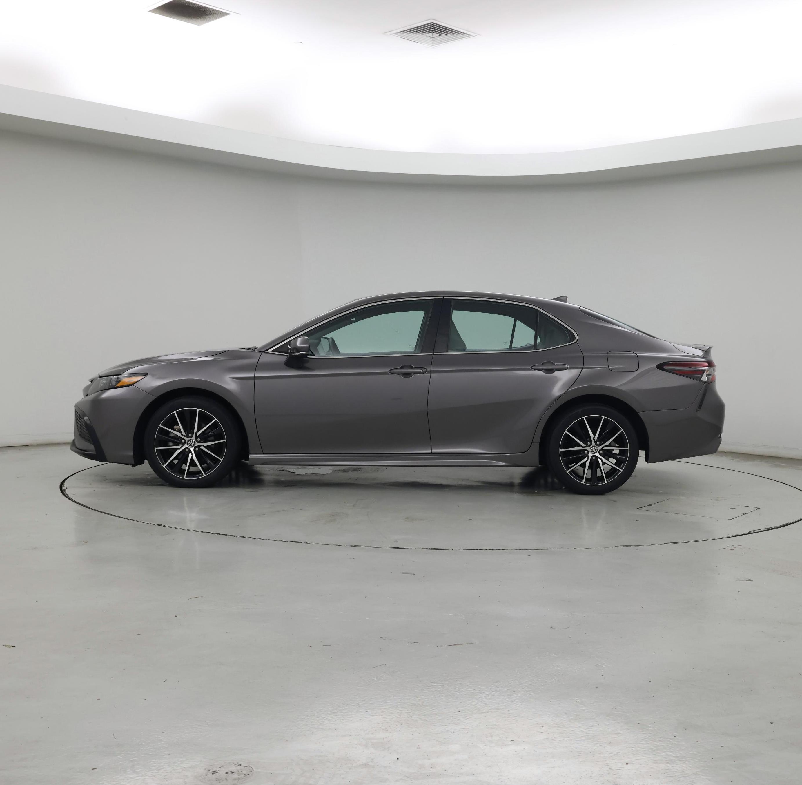 Thumbnail: 2023 Toyota Camry - 3