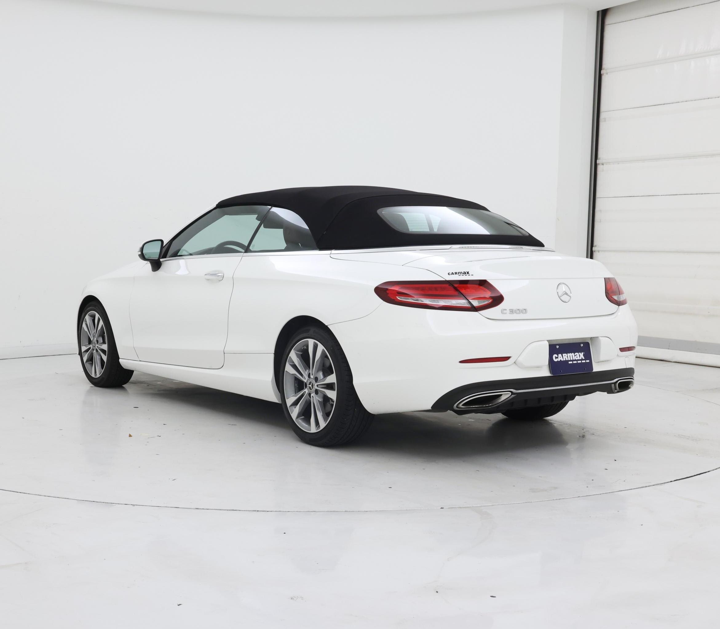 Thumbnail: 2023 Mercedes-Benz C-Class - 2