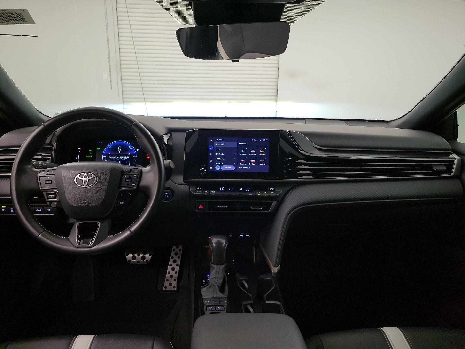 Thumbnail: 2025 Toyota Camry - 9