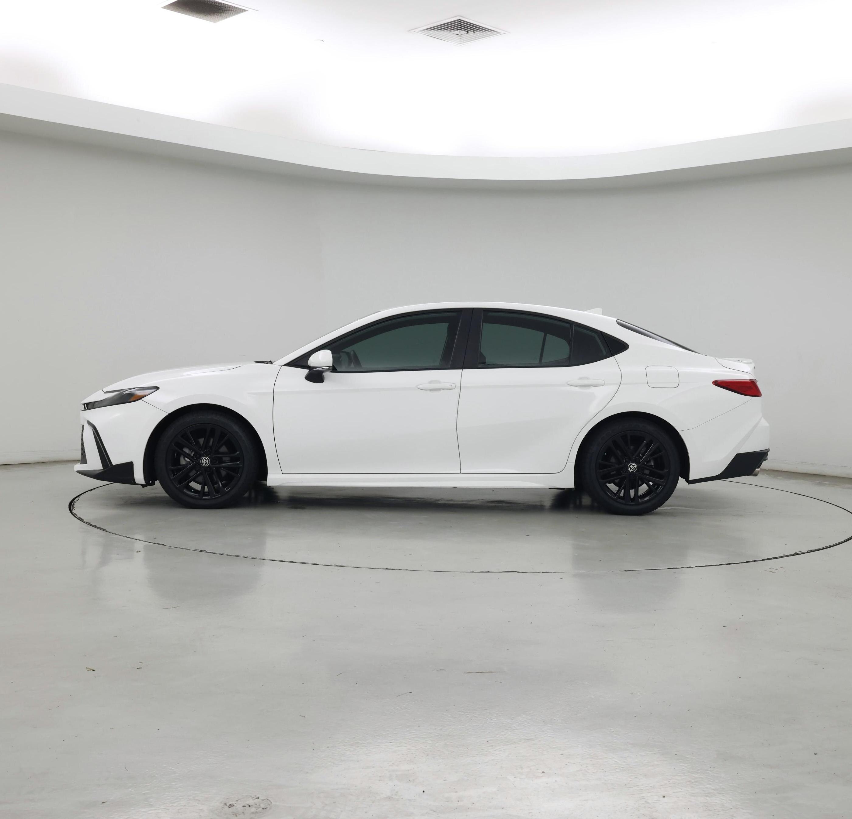 Thumbnail: 2025 Toyota Camry - 3