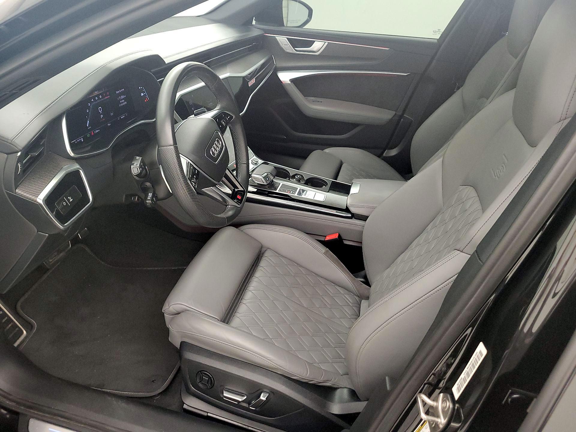 Thumbnail: 2021 Audi S6 - 11