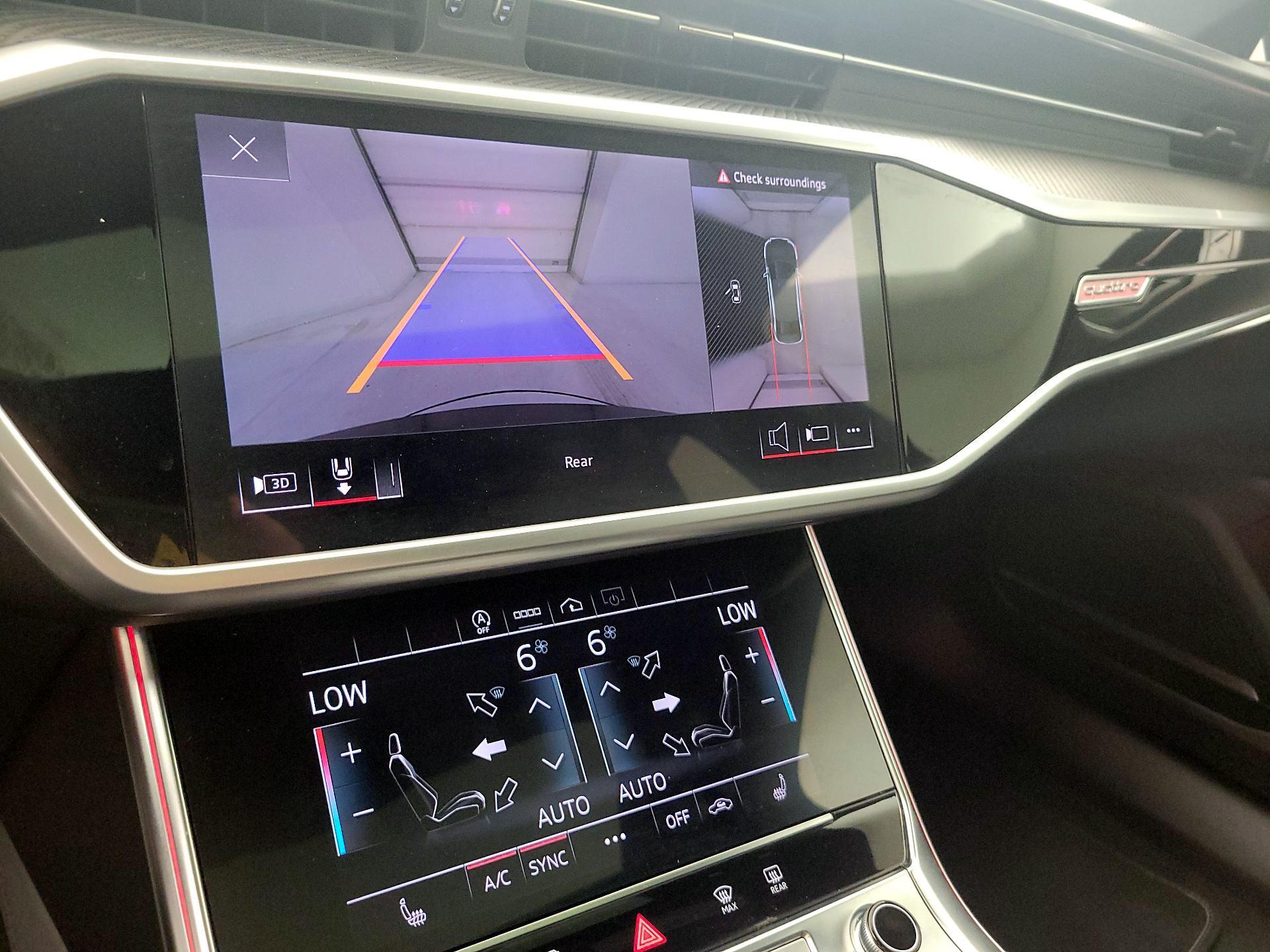 Thumbnail: 2021 Audi S6 - 15