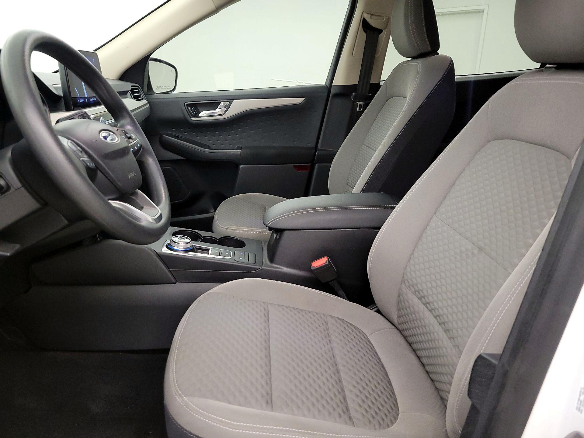 Thumbnail: 2020 Ford Escape - 11