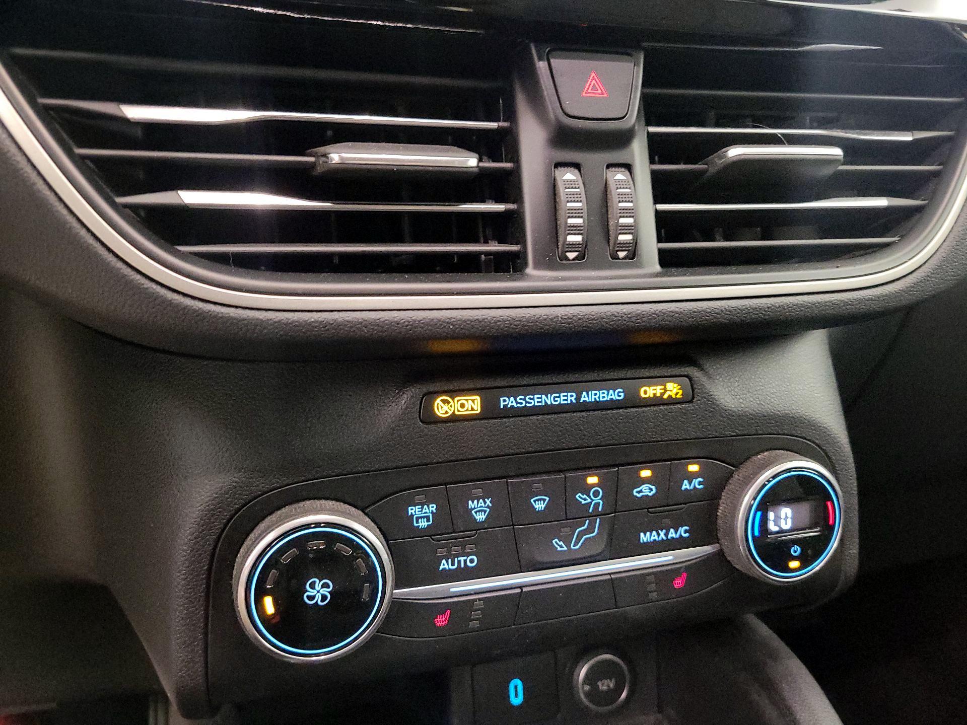 Thumbnail: 2020 Ford Escape - 16