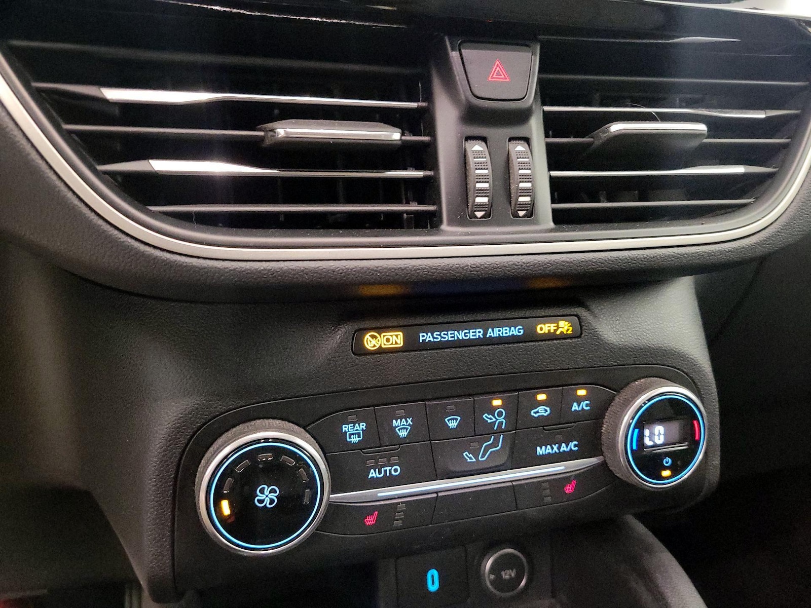 2020 Ford Escape SE - Photo 17