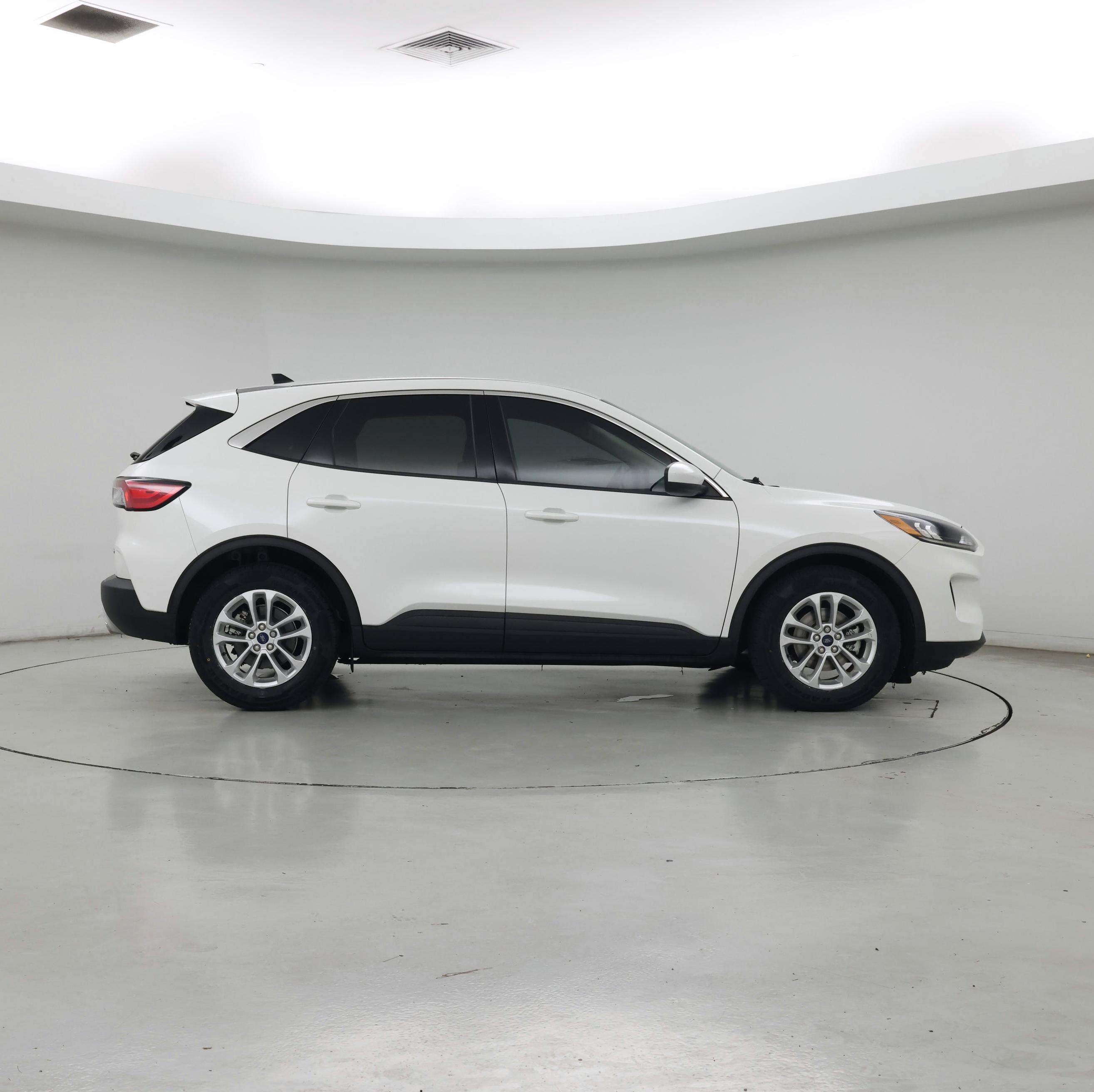 Thumbnail: 2020 Ford Escape - 7