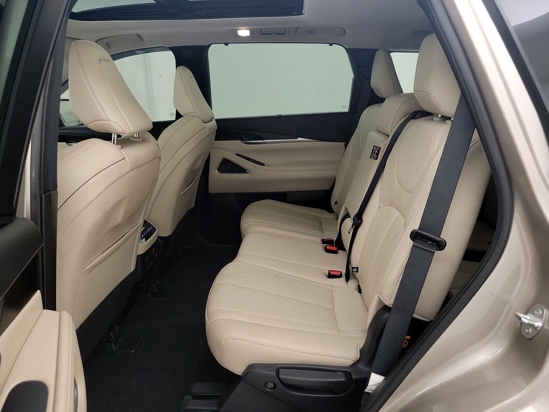 Thumbnail: 2023 INFINITI QX60 - 19