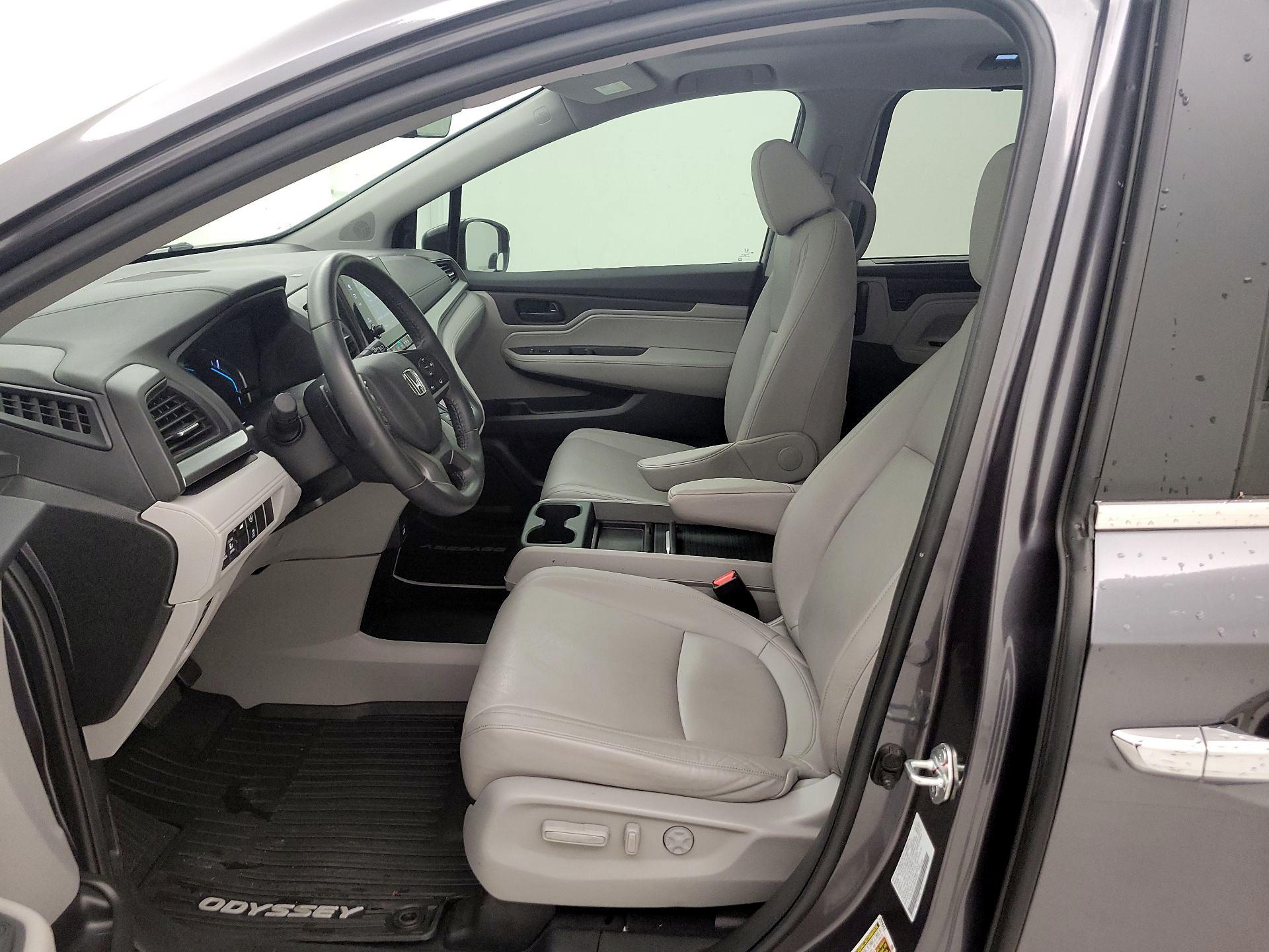 Thumbnail: 2023 Honda Odyssey - 11